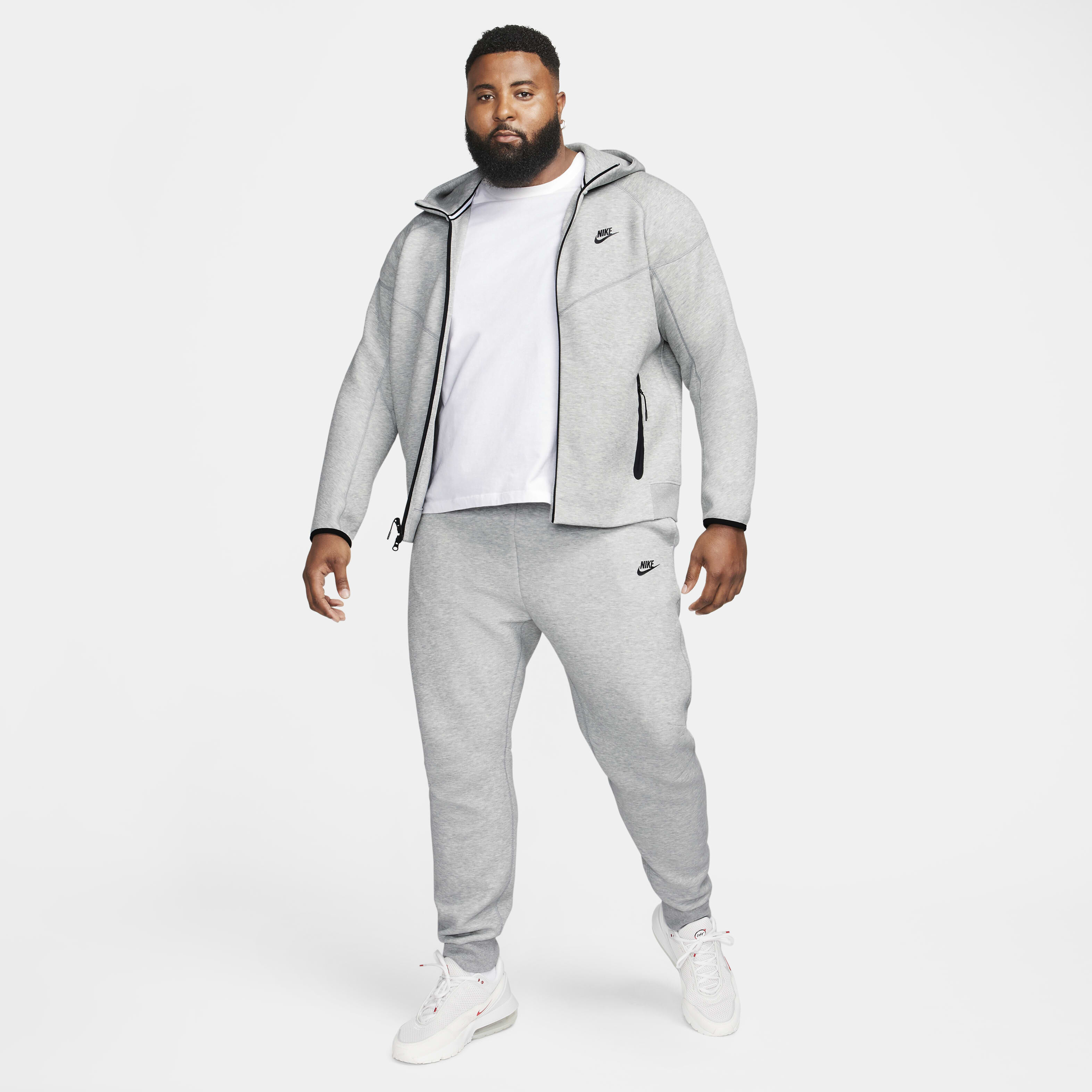 Buy Nike Sportswear Tech Fleece Windrunner Men's Full-Zip Hoodie - Dark  Grey Heather/Black | Nike UAE Official
