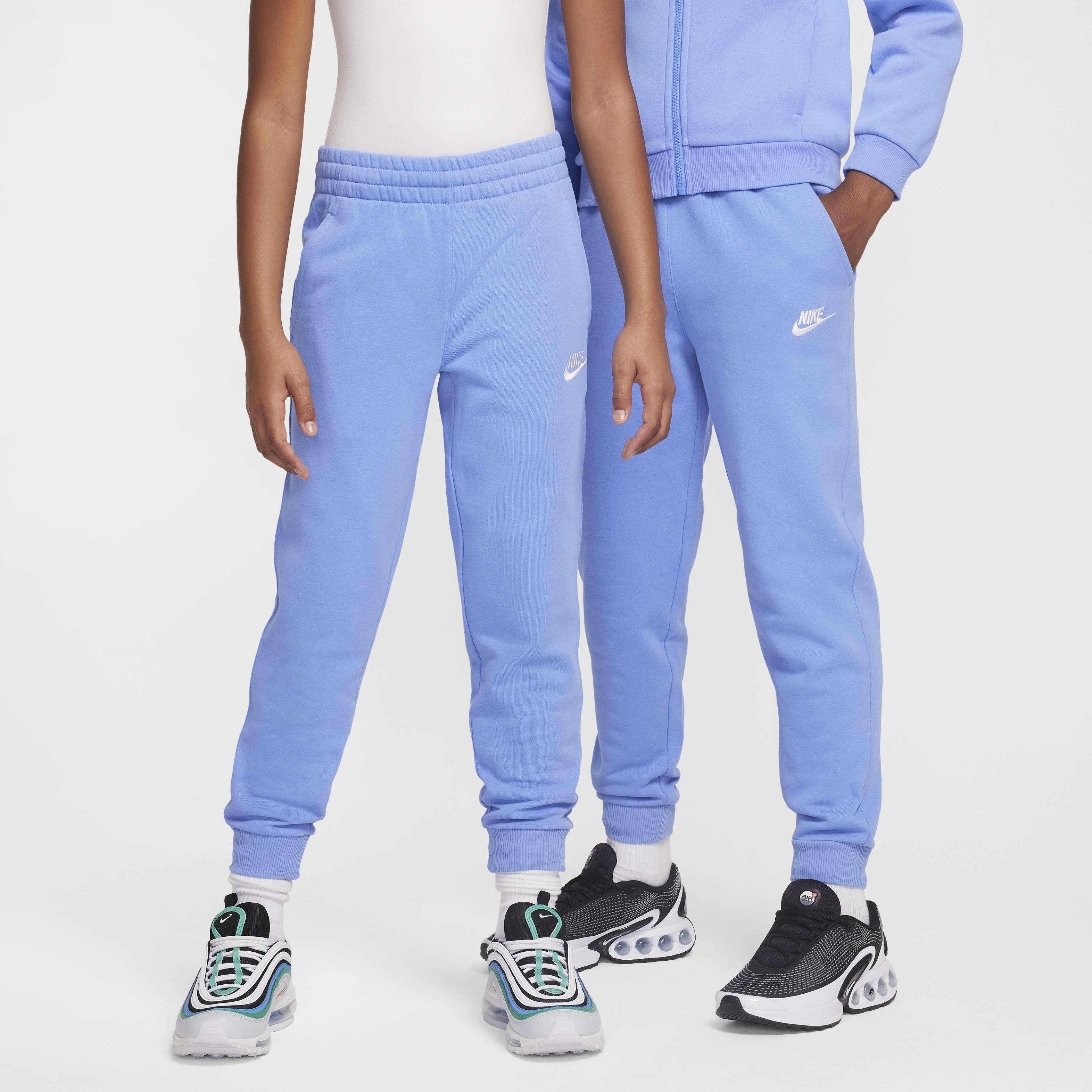 Nike club joggers kids deals
