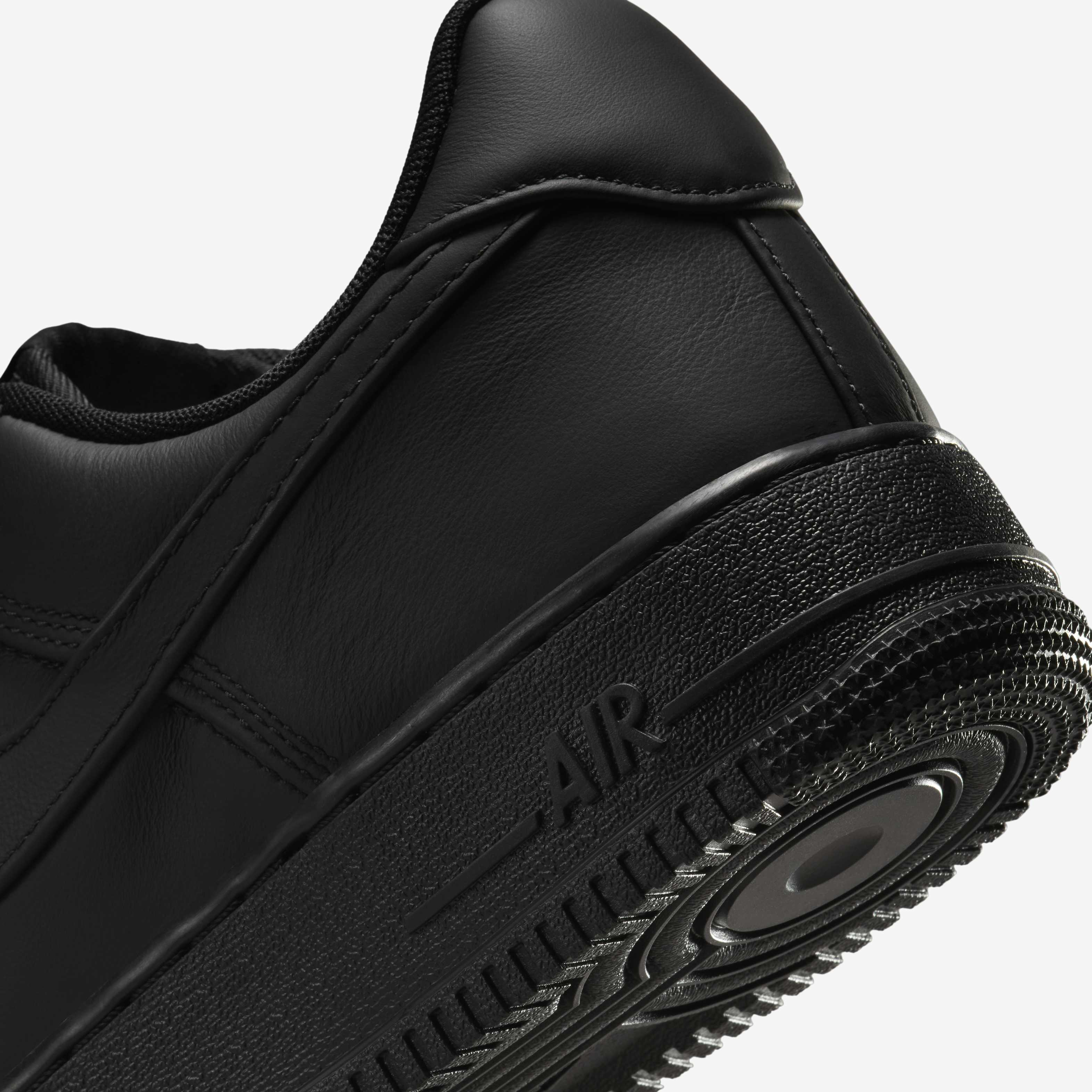 نايكي اير فورس 1 لو ريترو بريميوم image number 7