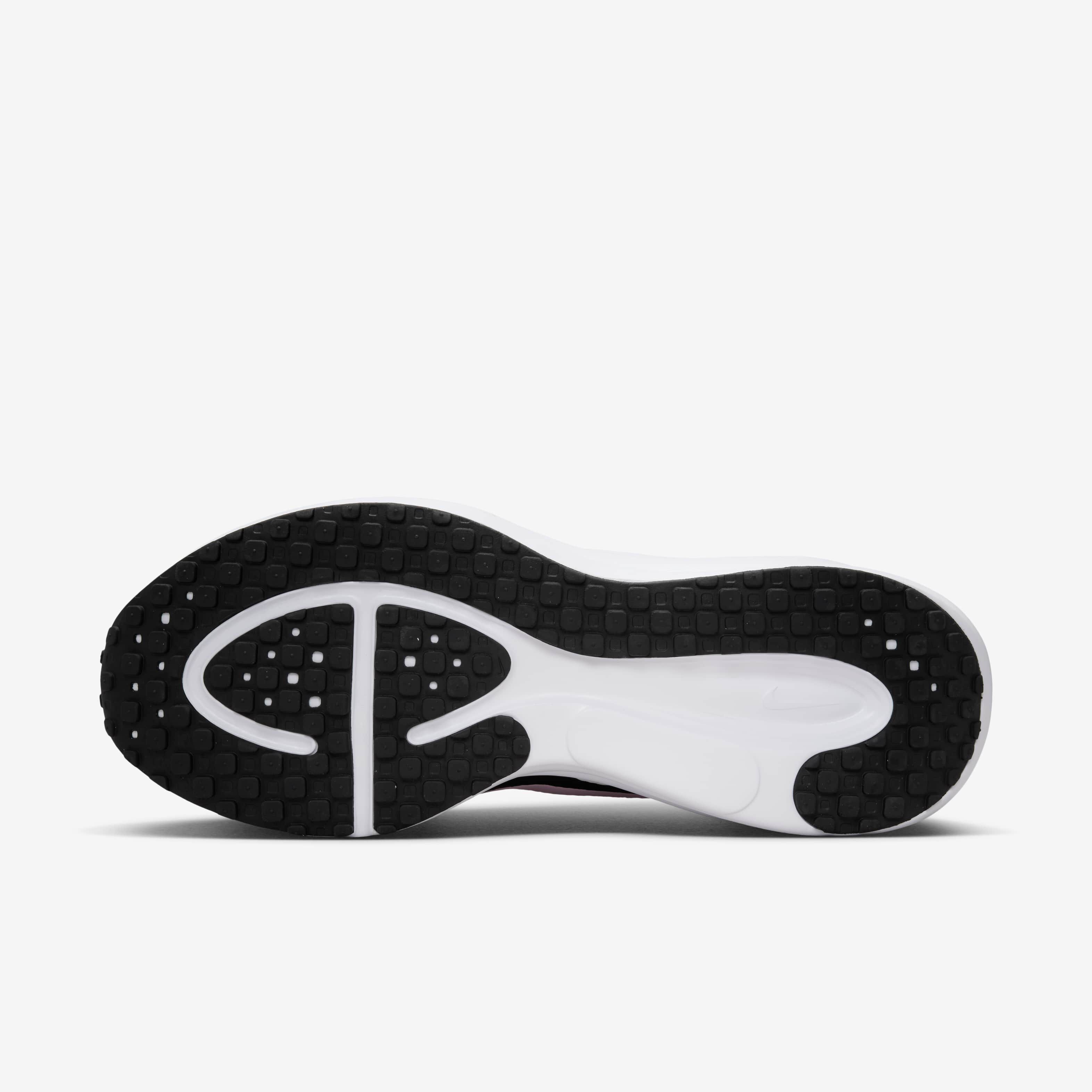 Nike Revolution 8 image number 1