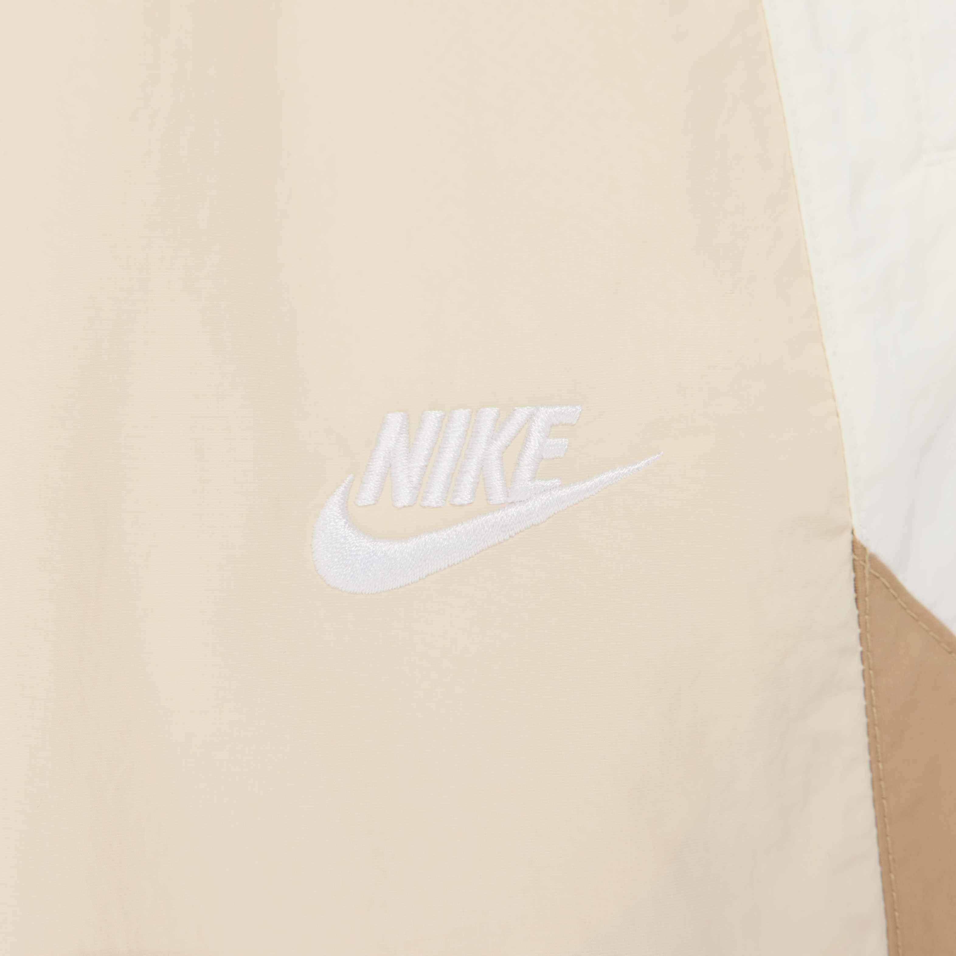 نايكي كلوب image number 4