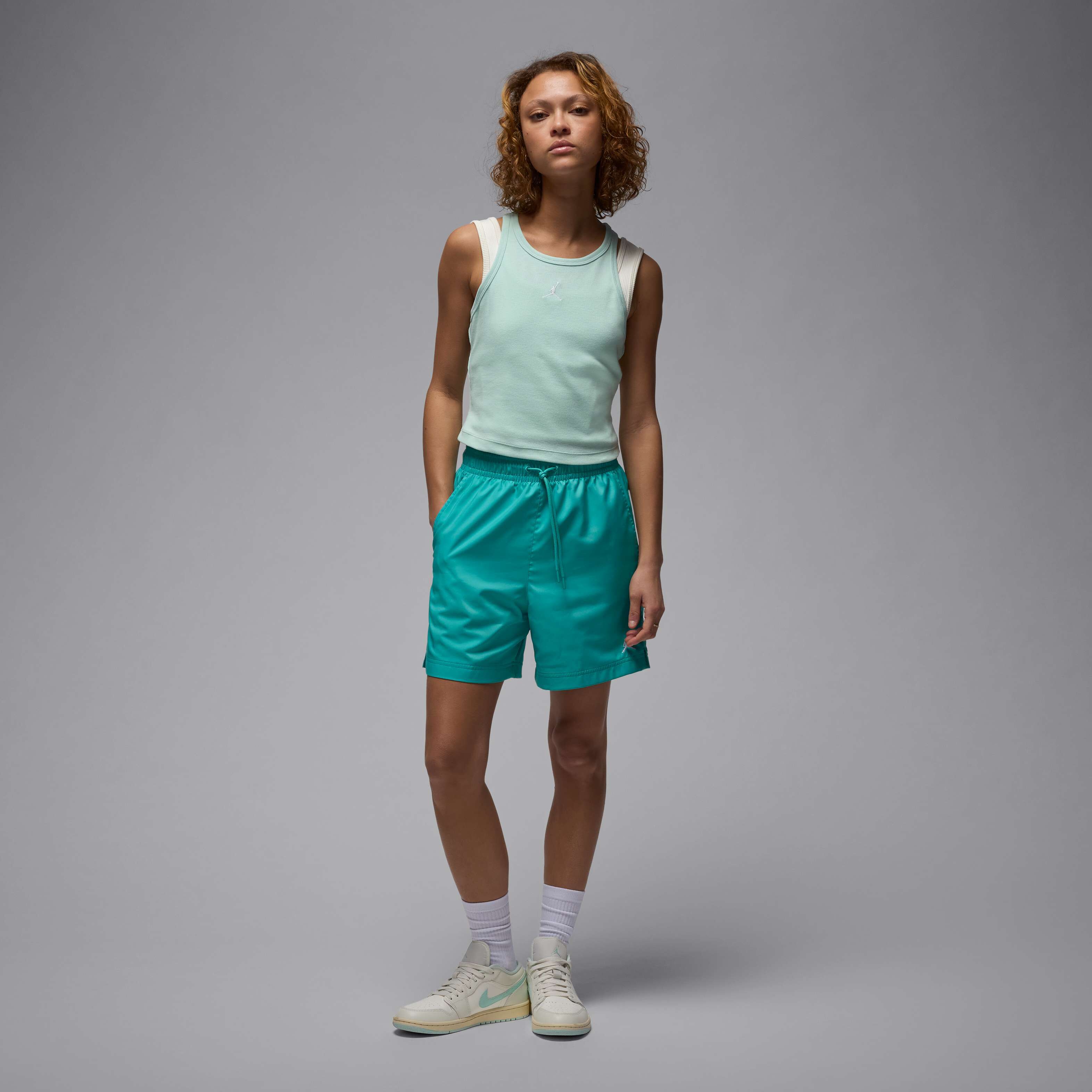 Jordan Essentials image number 4