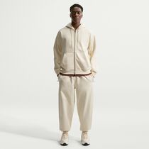 Nike Solo Swoosh