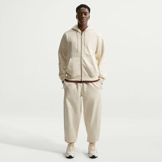 Nike Solo Swoosh