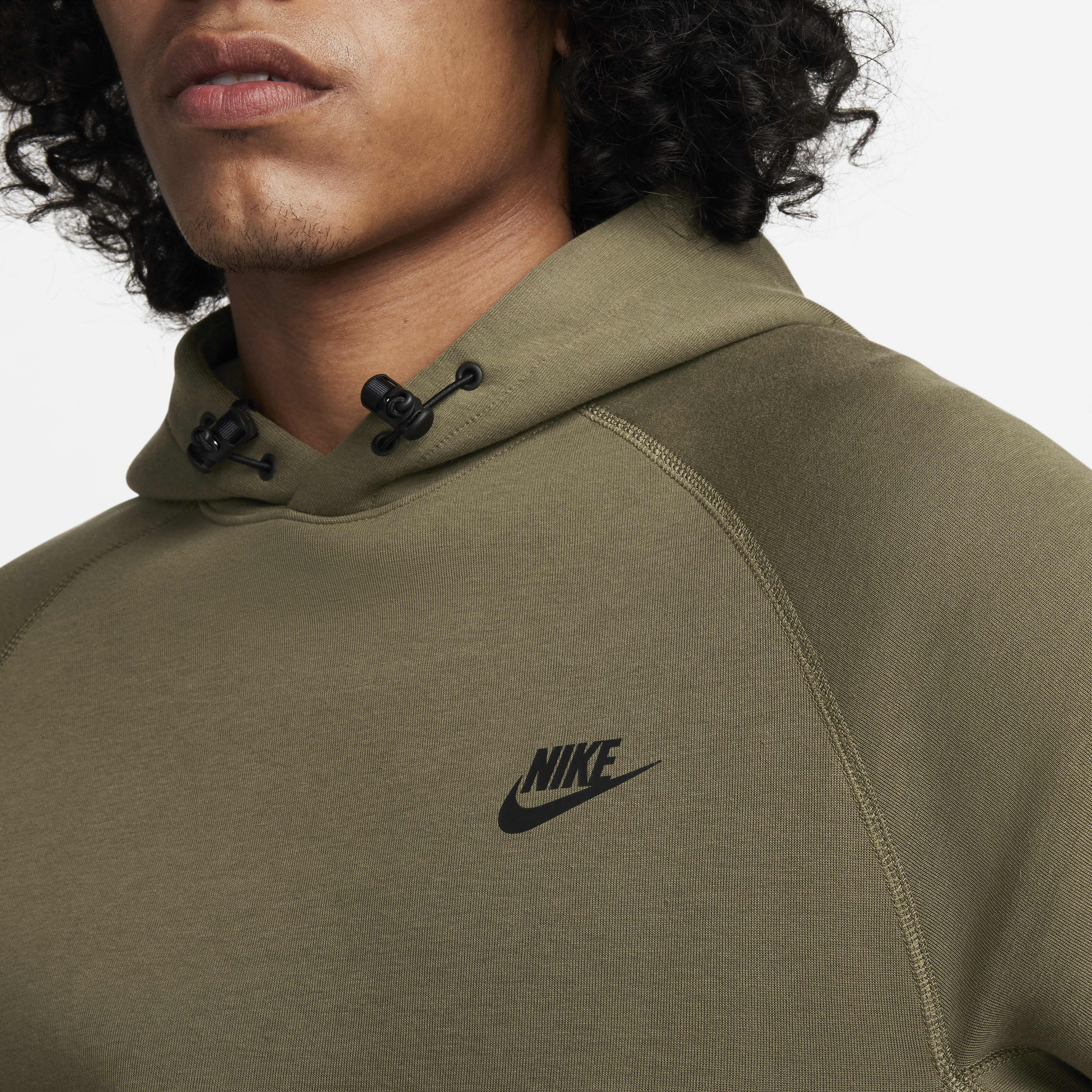 Nike Sportswear Tech Fleece image number 3