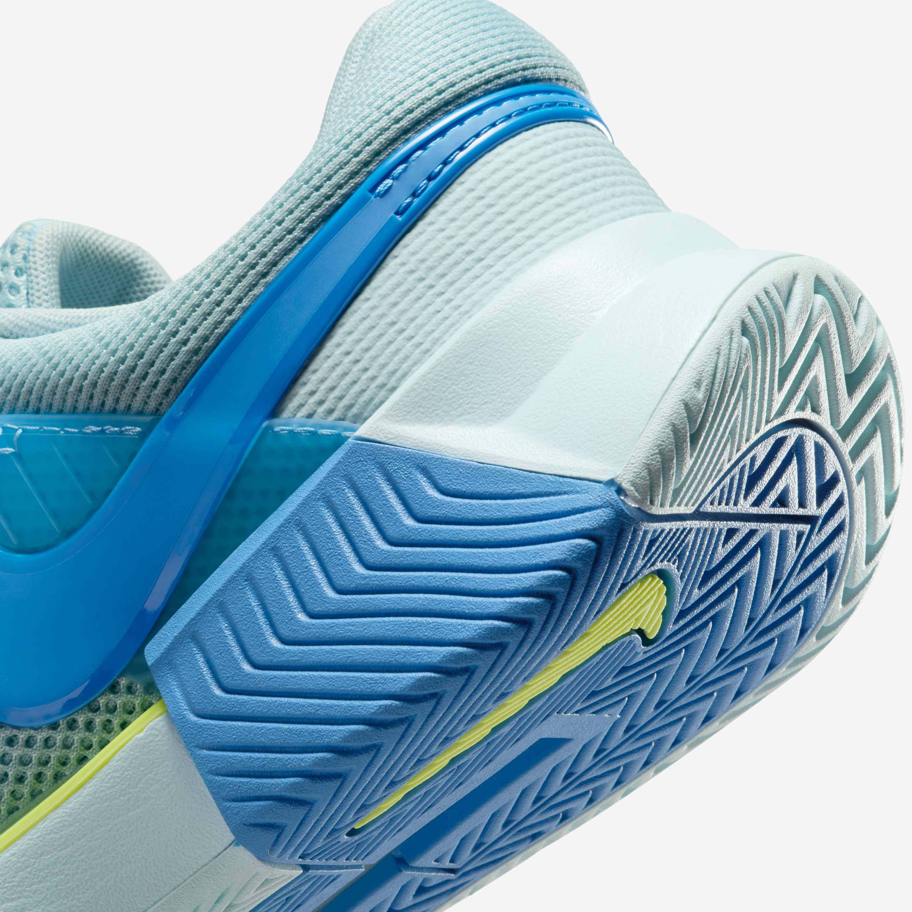 Nike Zoom GP Challenge 1 image number 7