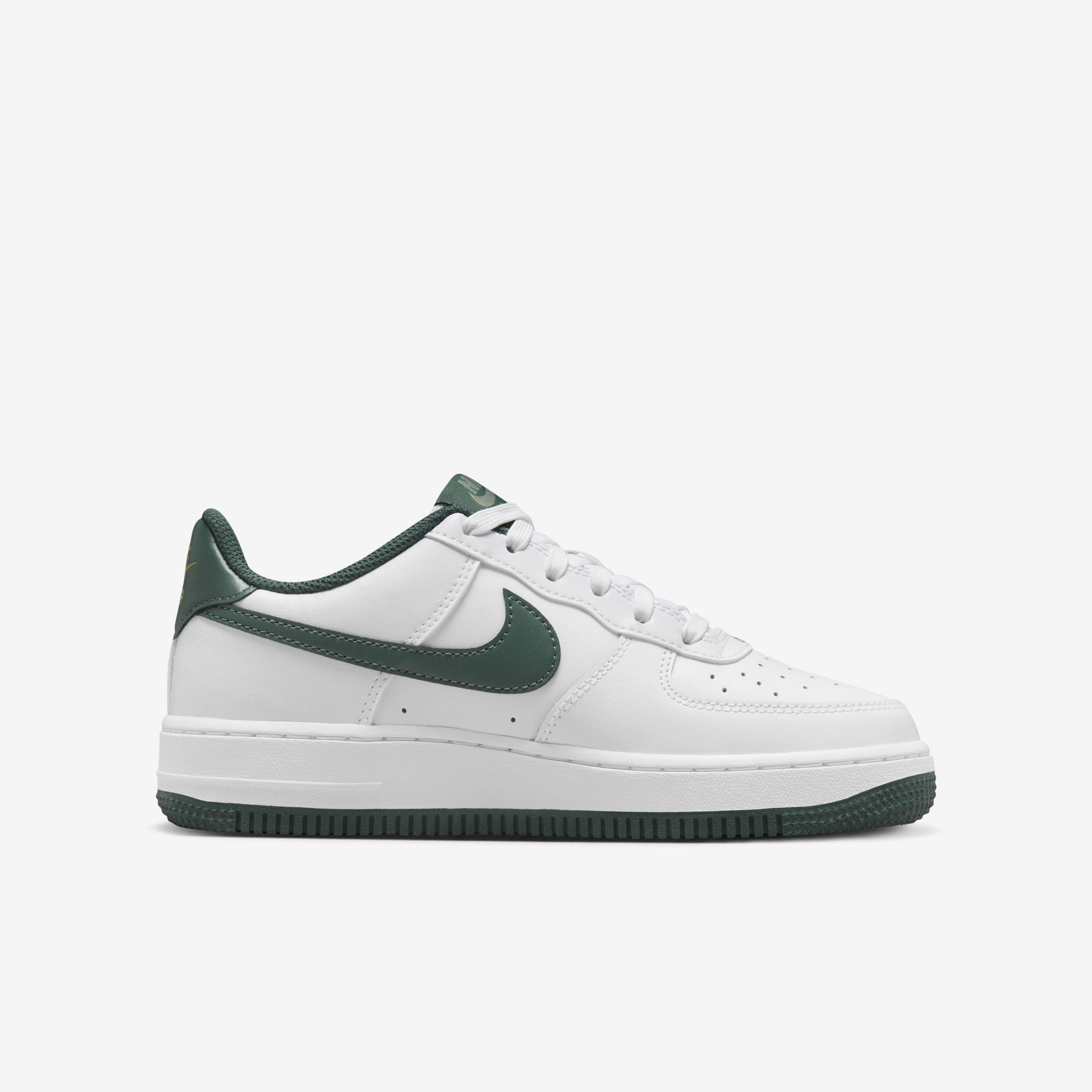 Buy Nike Air Force 1 Older Kids Shoes Nike UAE Official