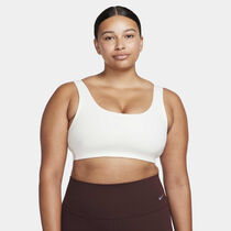Nike Alate All U