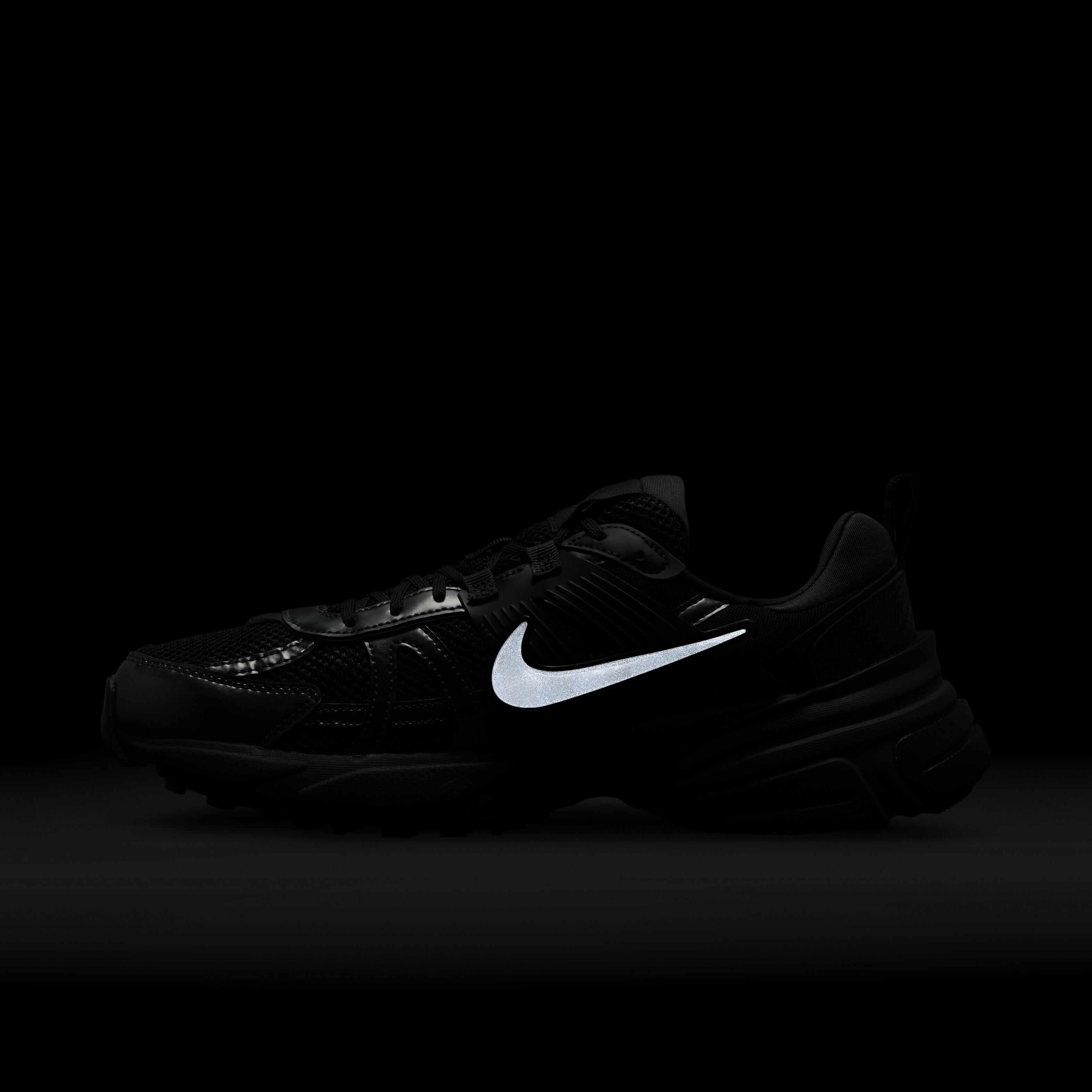 Nike V2K Run image number 10