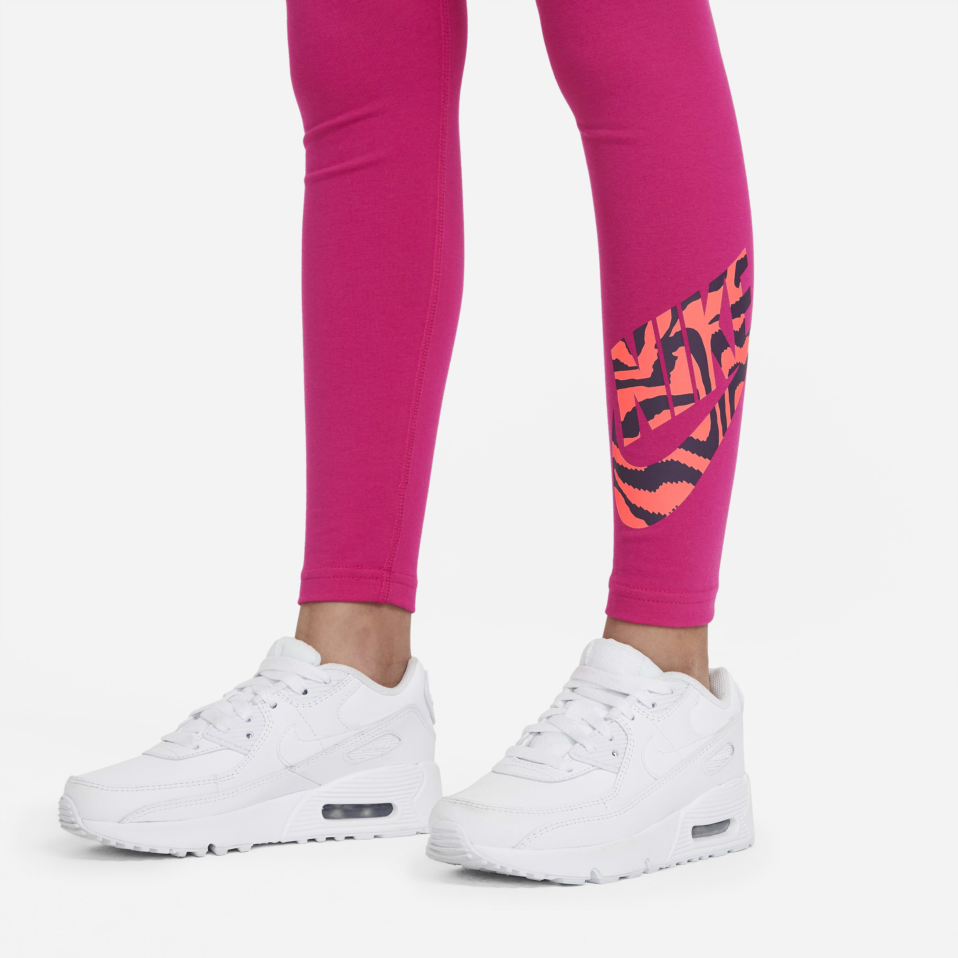 نايكي سبورتسوير فيفوريتس image number 2