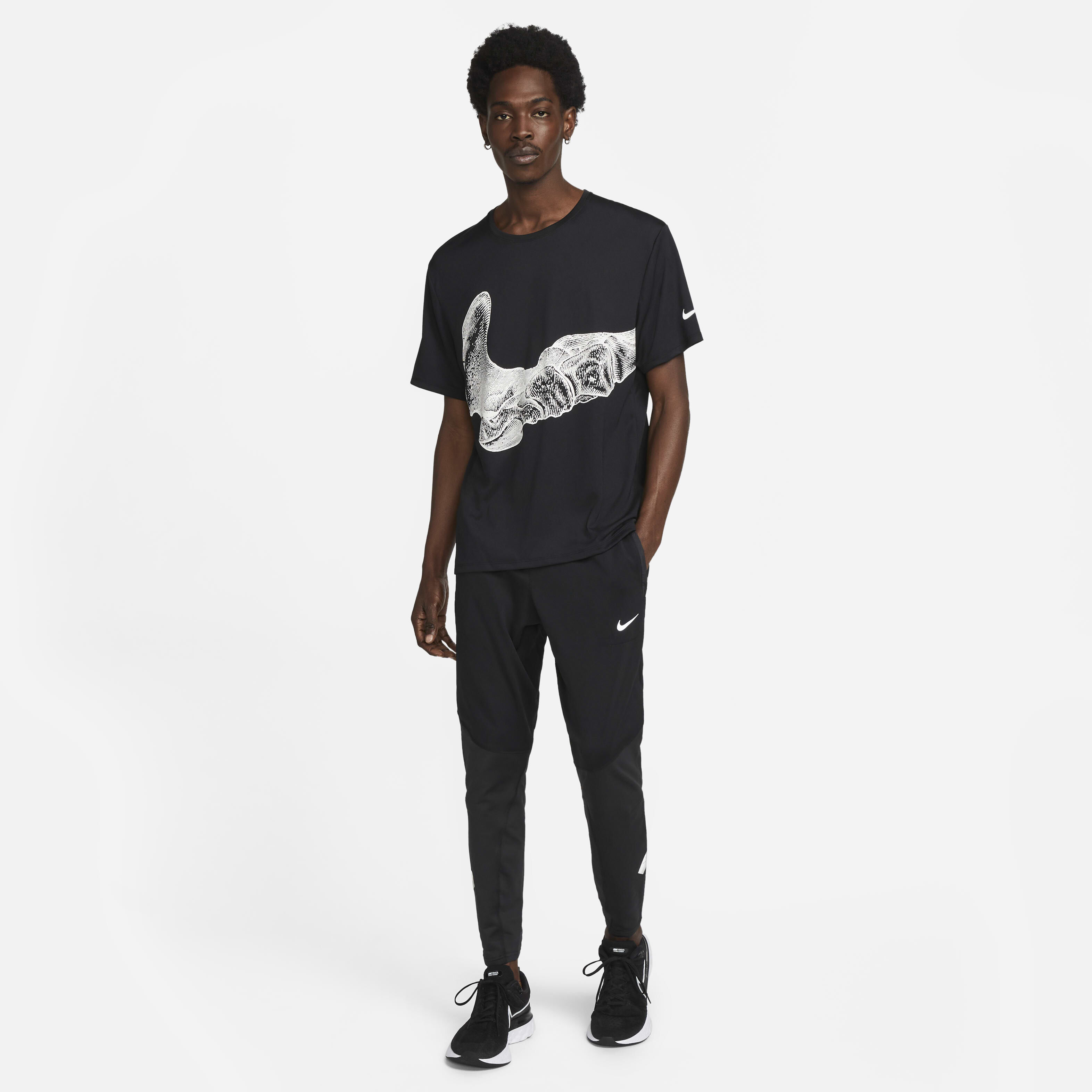 Nike Therma-FIT Run Division Elite image number 6