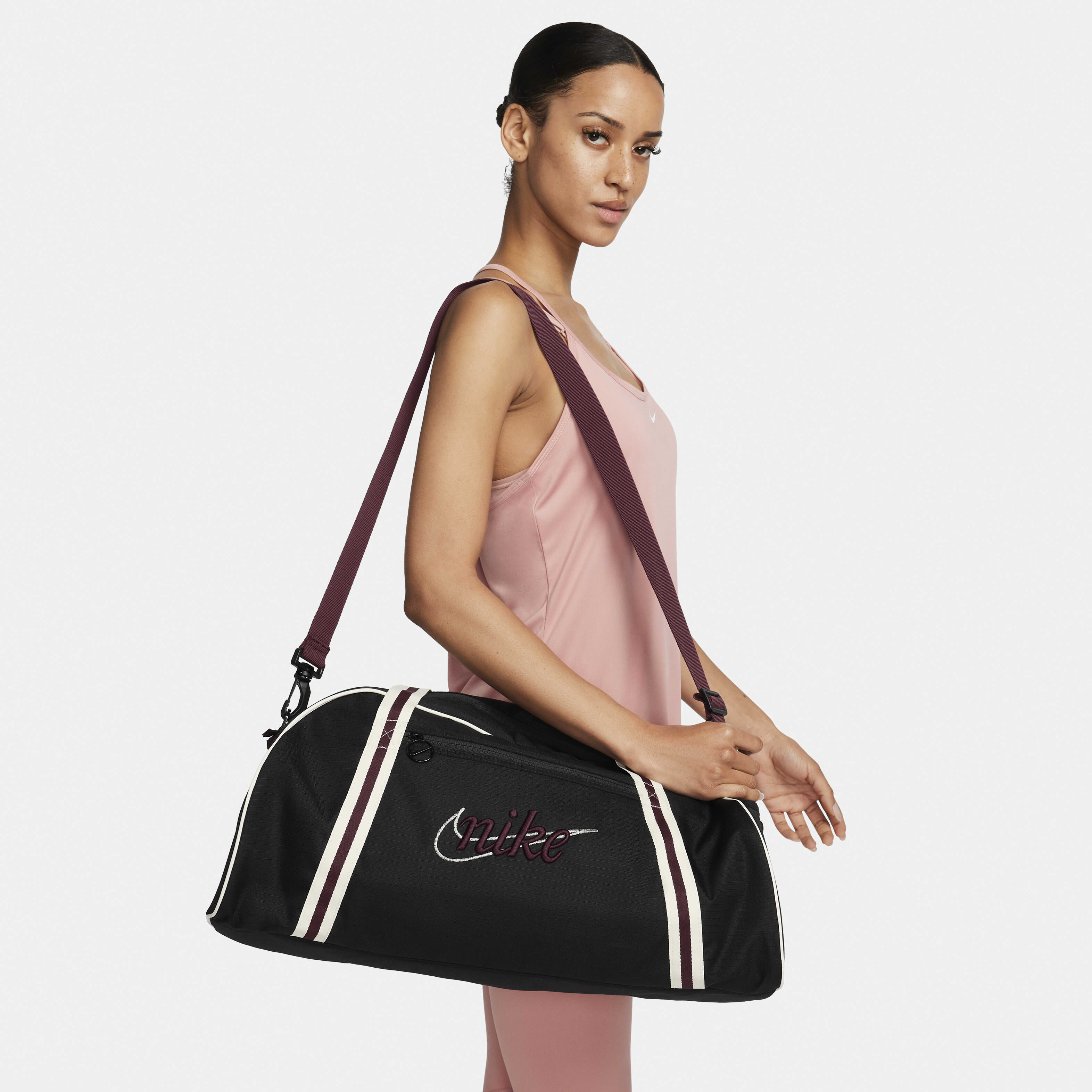 Nike Gym Club image number 0