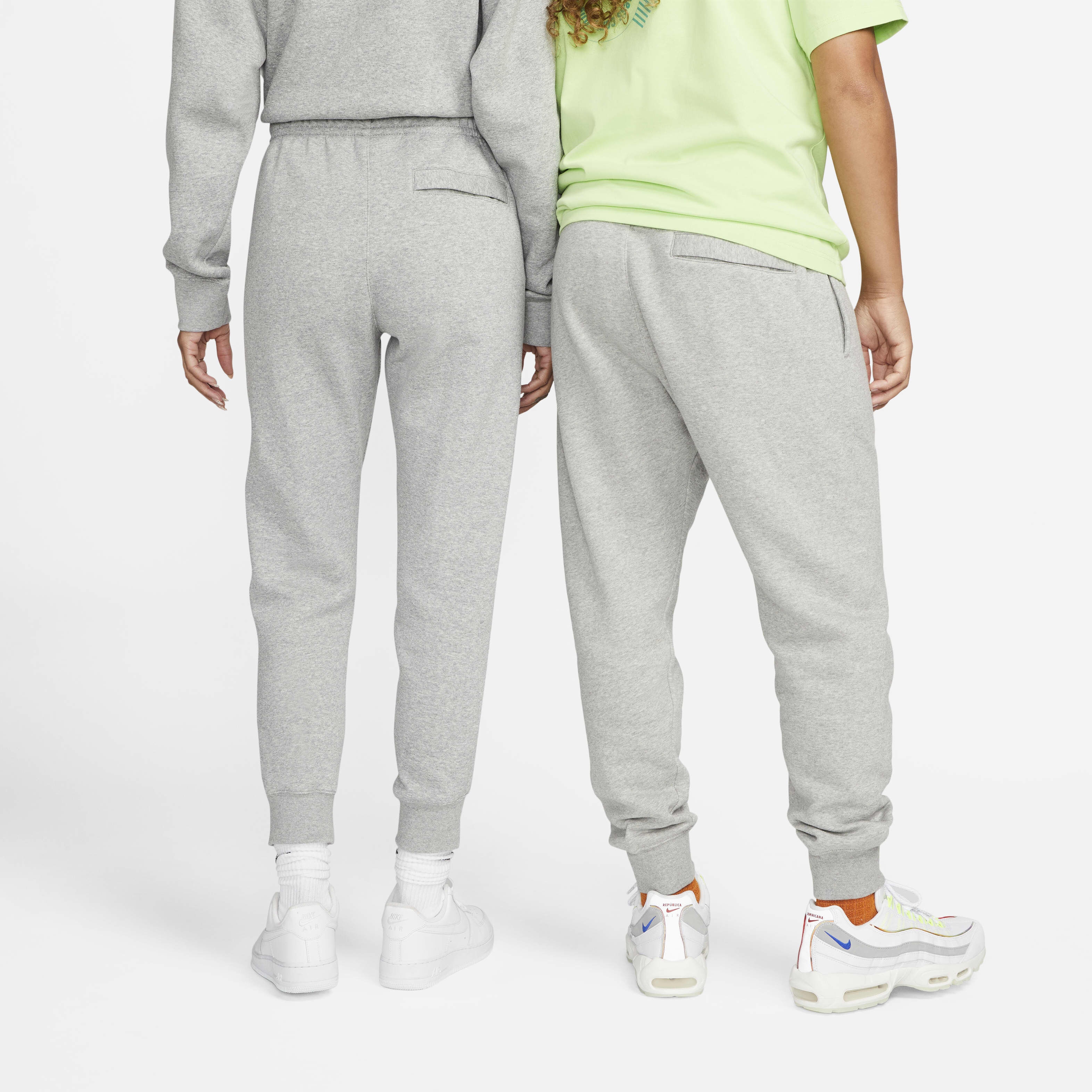 Nike women joggers set store