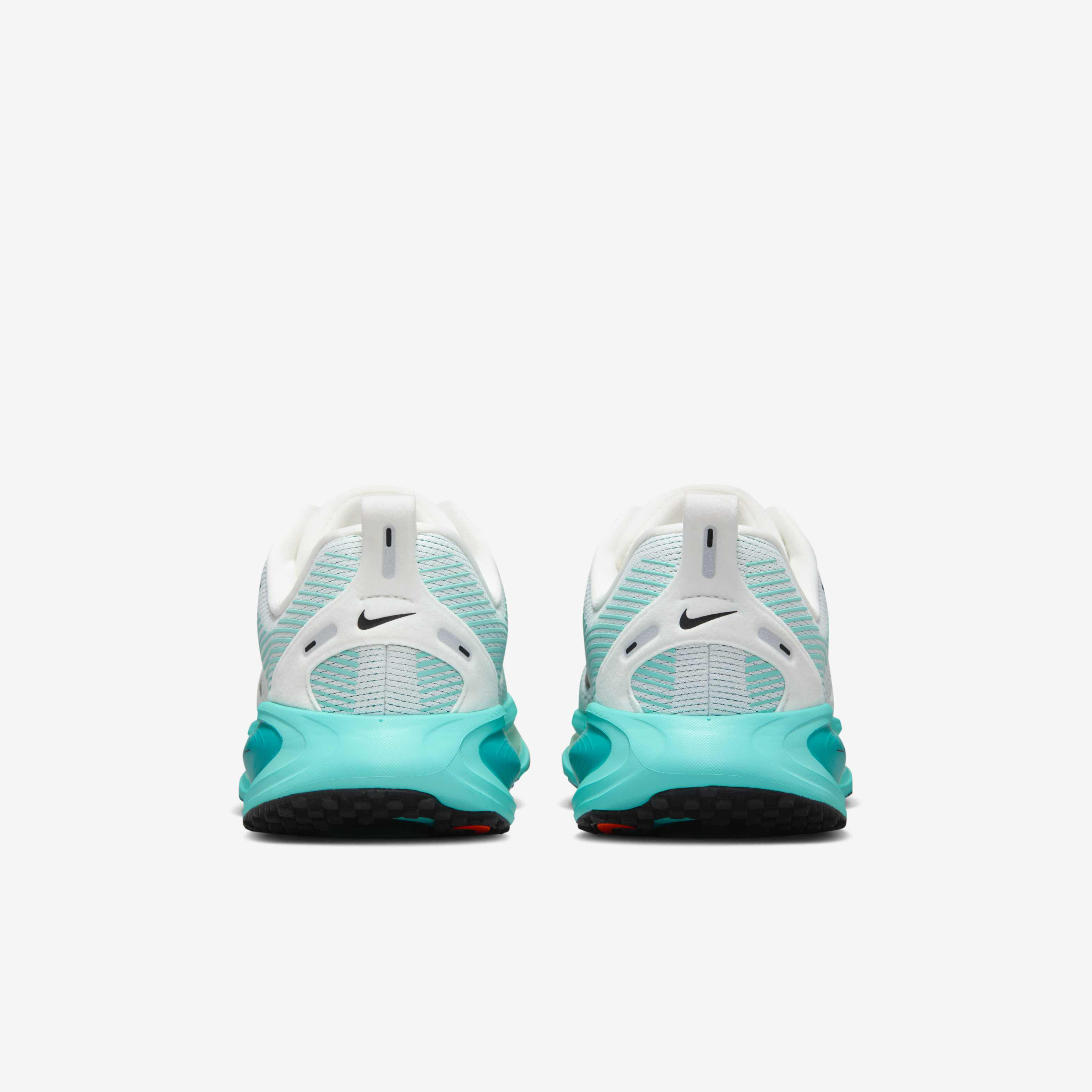 نايكي فوميرو 18 image number 5