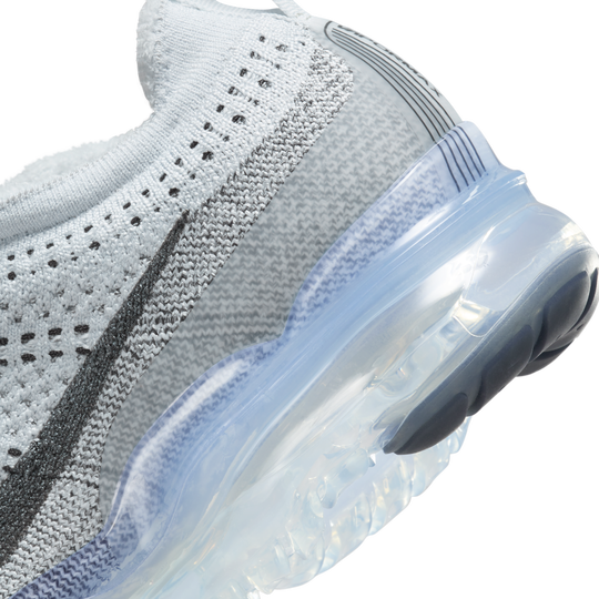 Nike vapormax sales price in dubai