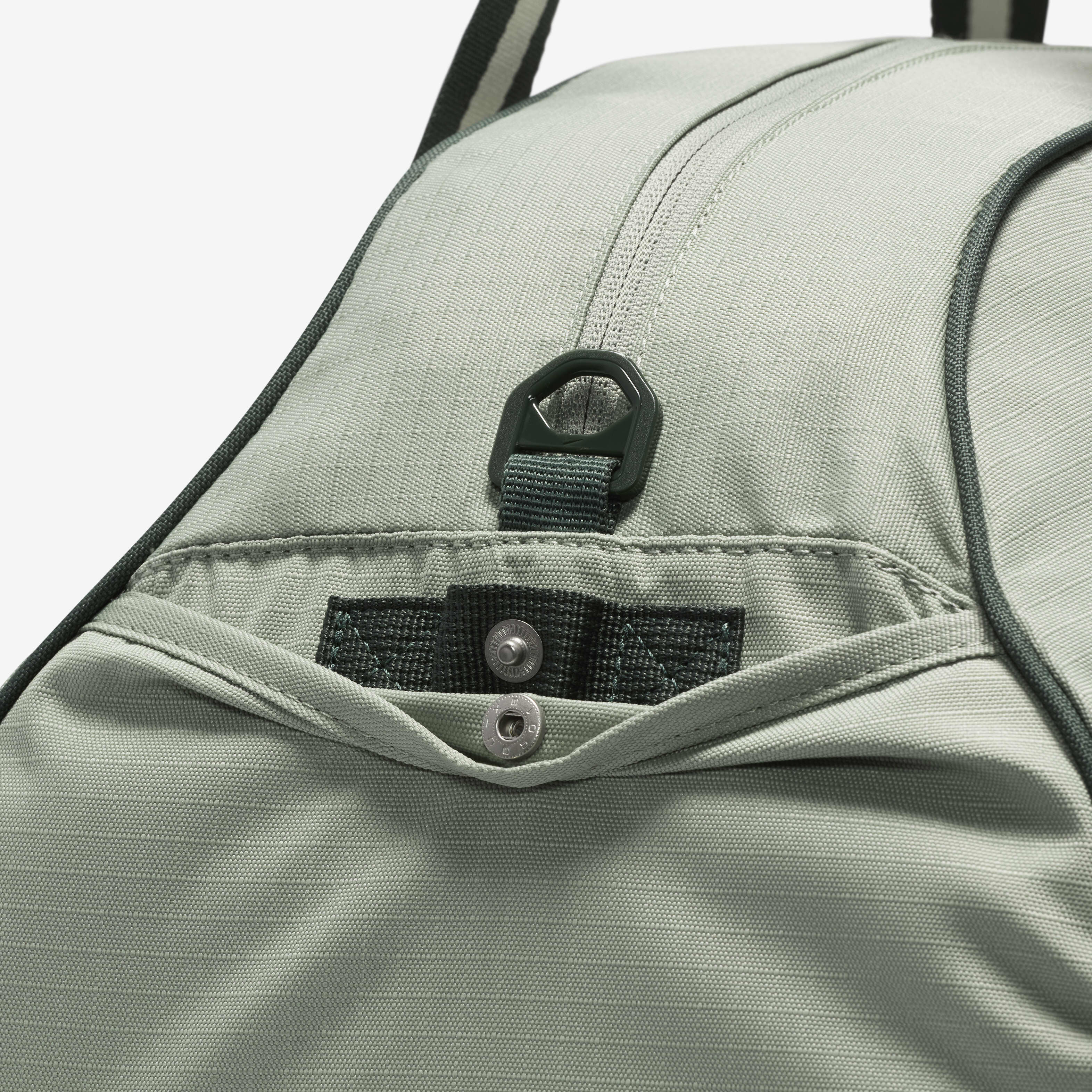 نايكي جيم كلوب image number 7