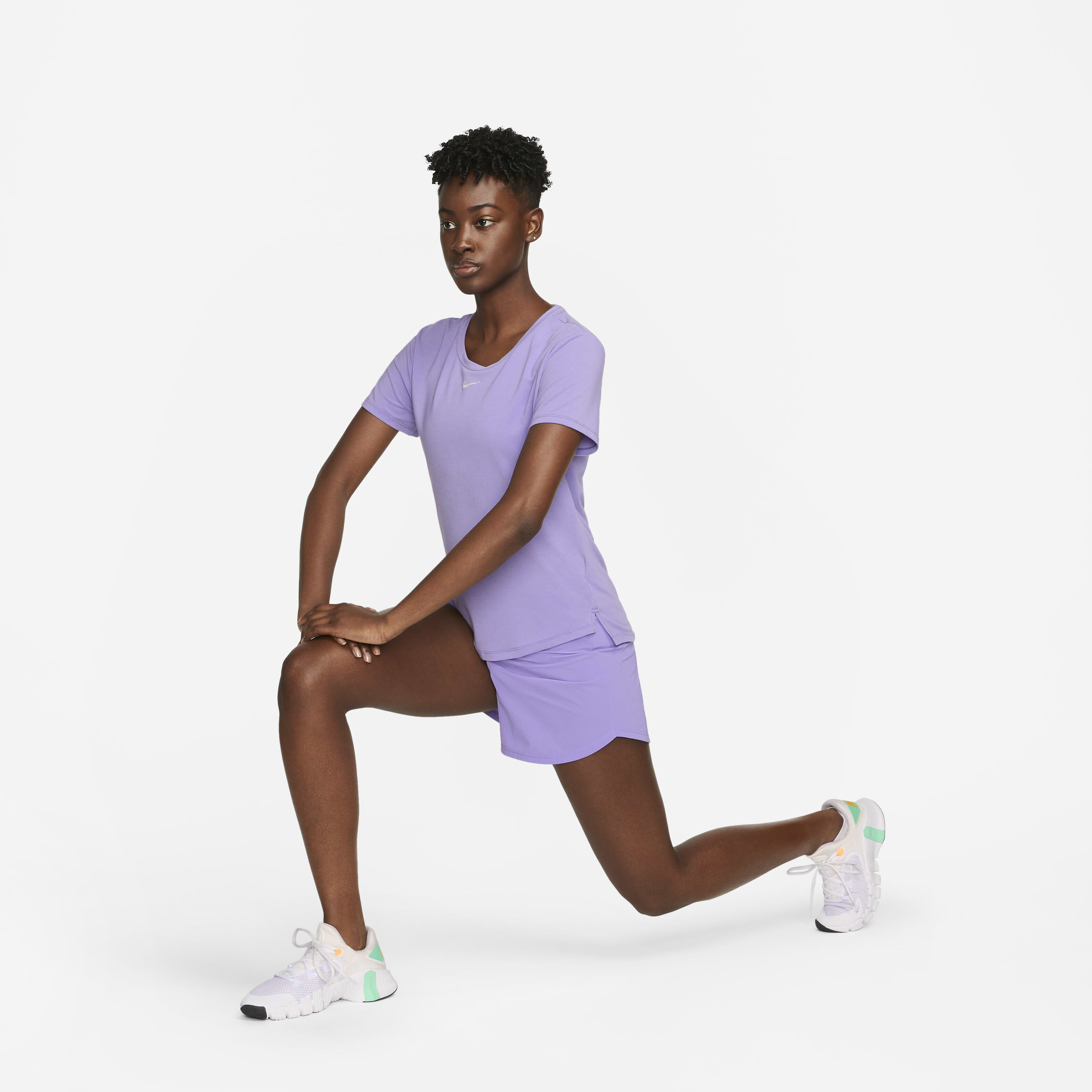 Nike Dri-FIT UV One Luxe image number 4