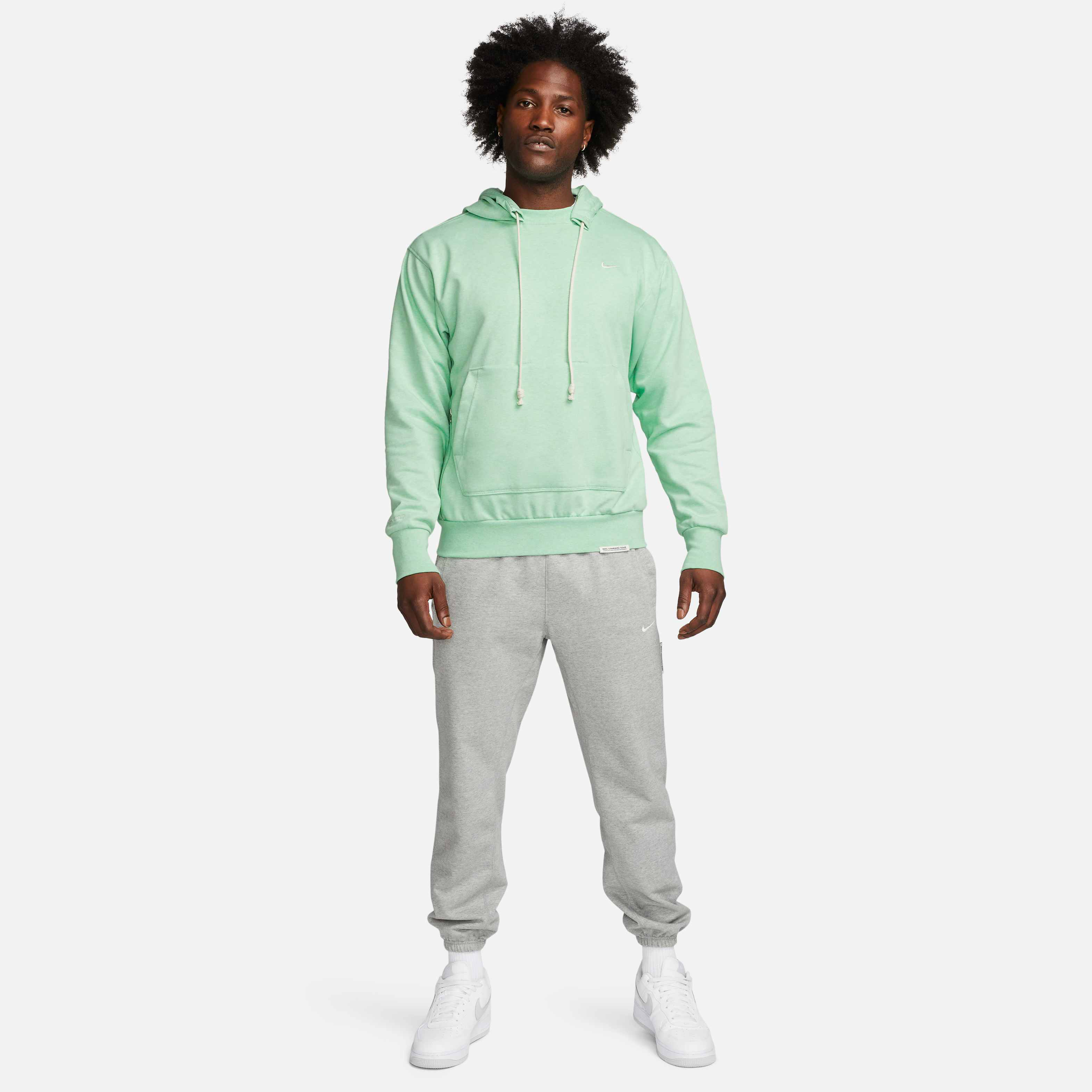 Nike Standard Issue image number 6