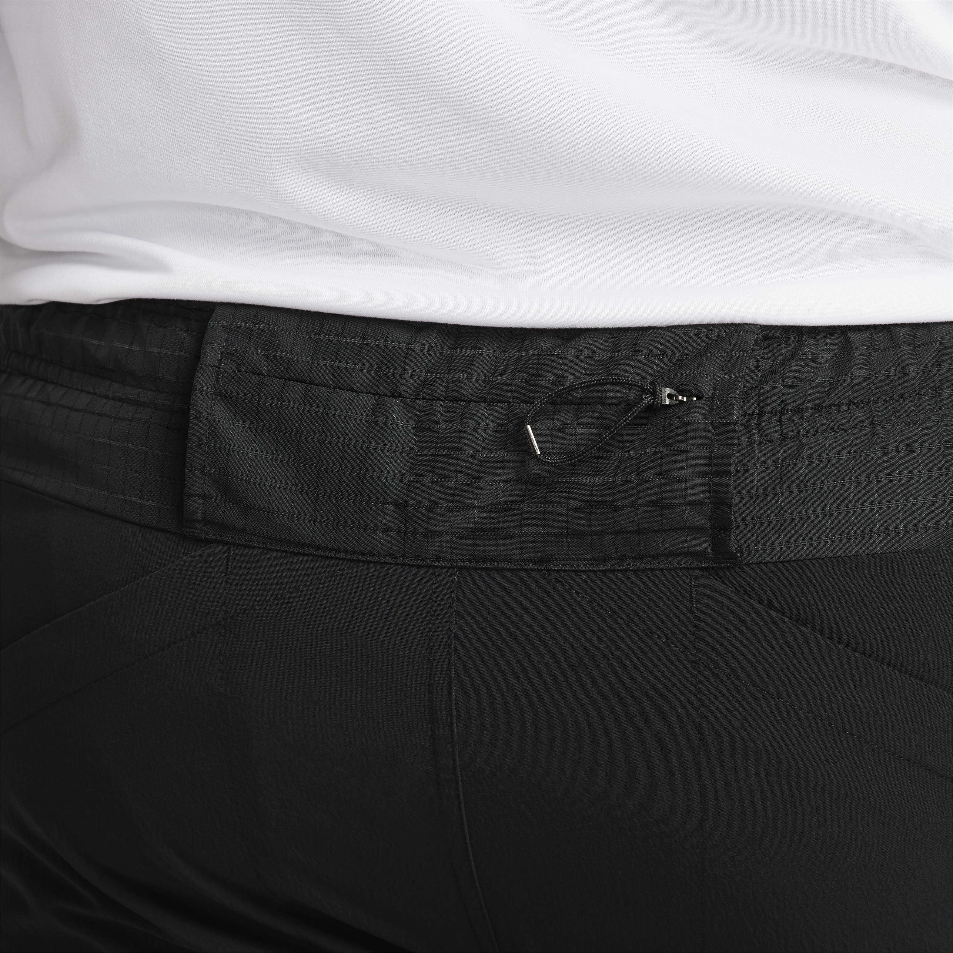 Nike APS image number 13