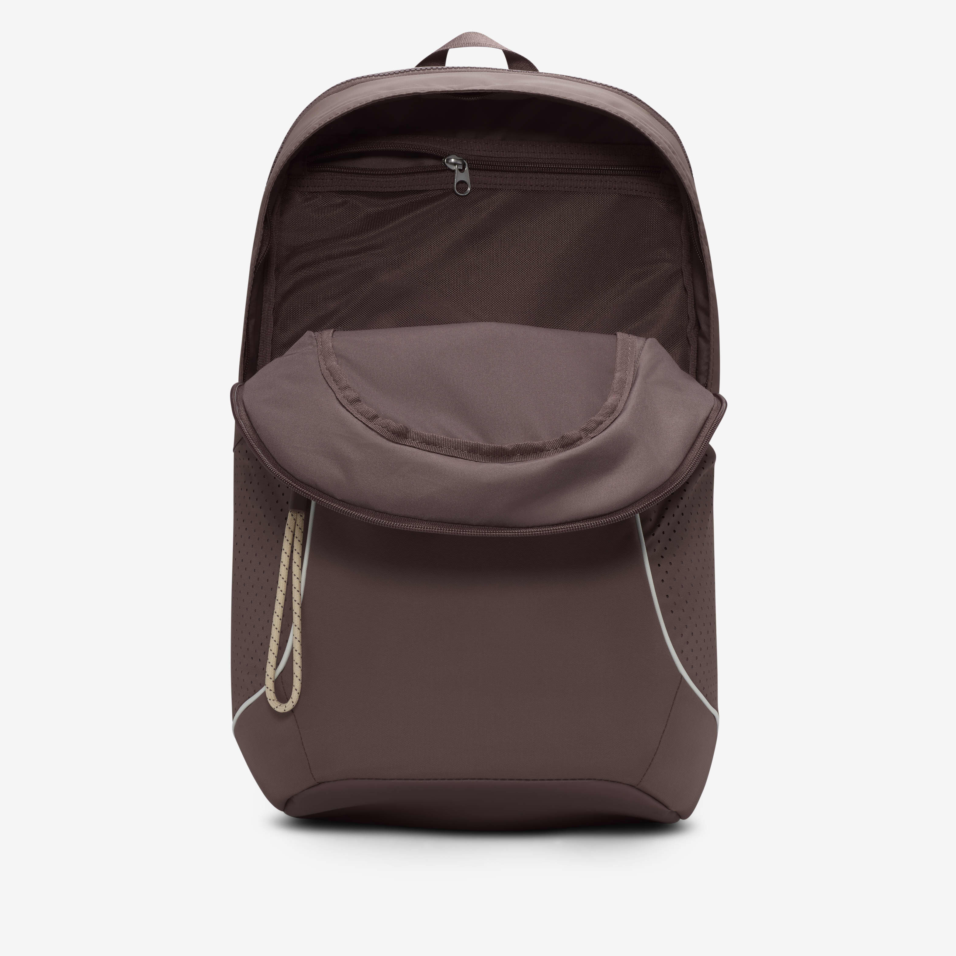 Nike Sportswear Essentials image number 4