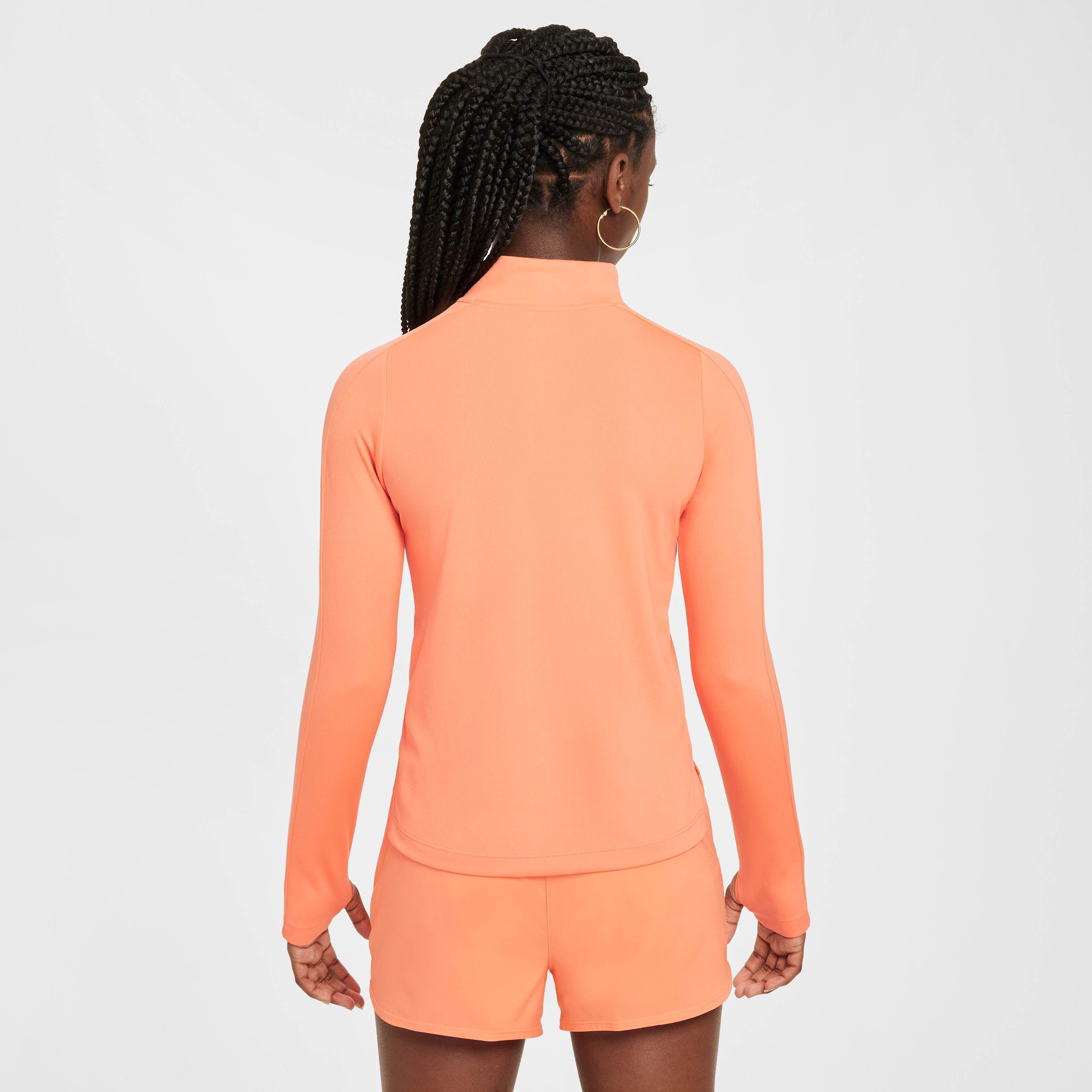 Nike image number 1