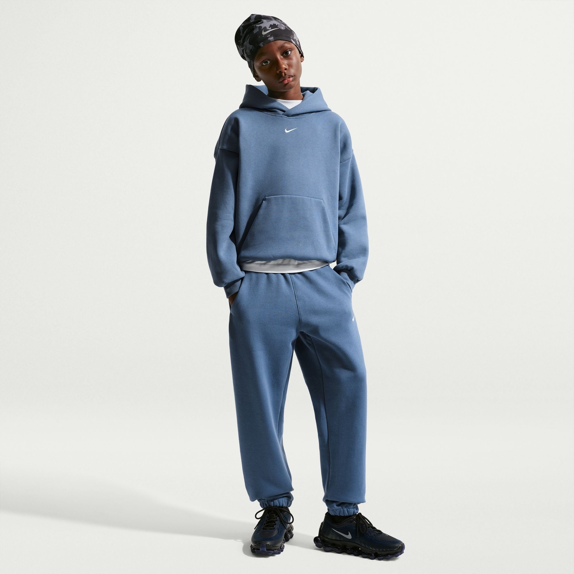 Nike Solo Swoosh image number 0