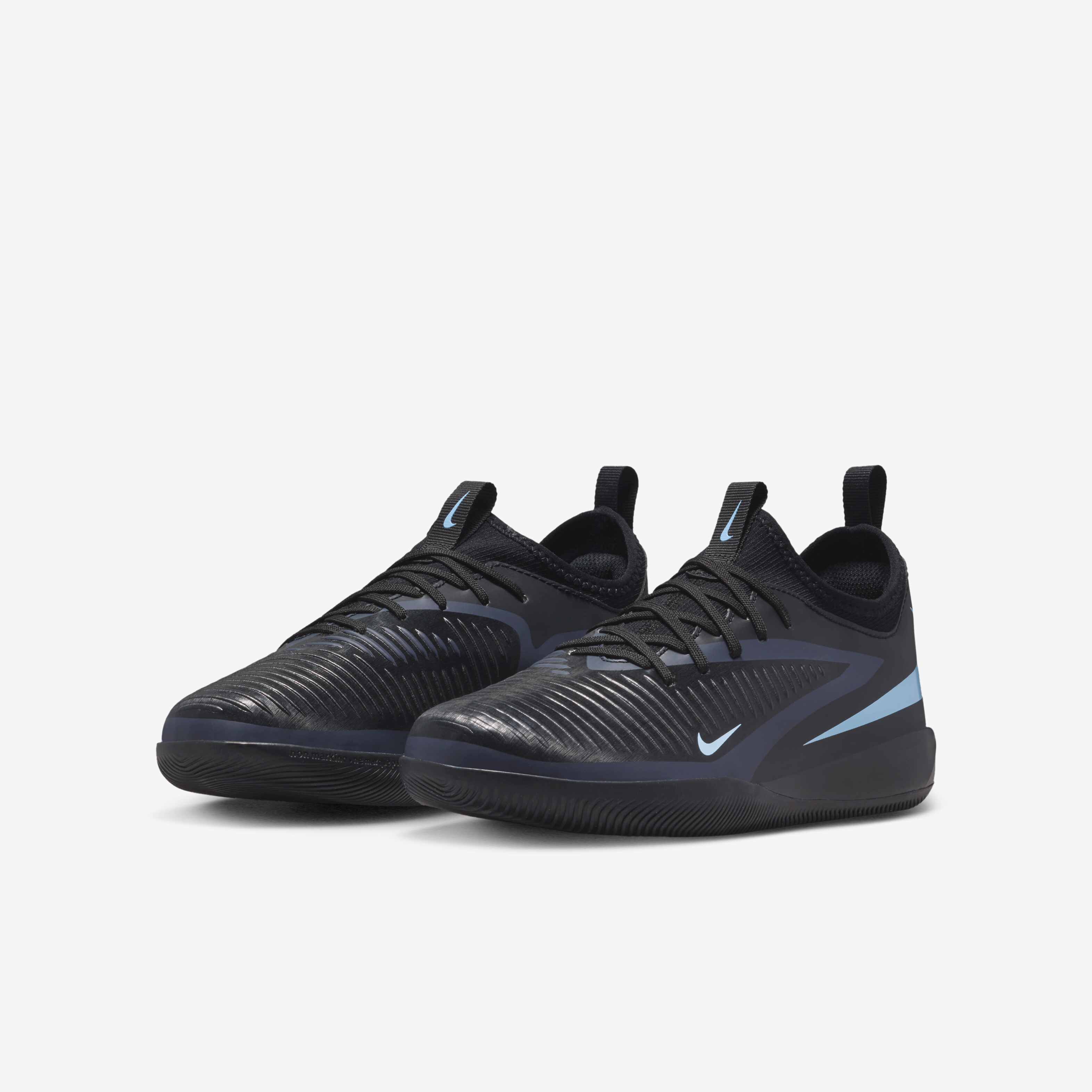 Nike Jr. Phantom 6 Low Academy image number 4