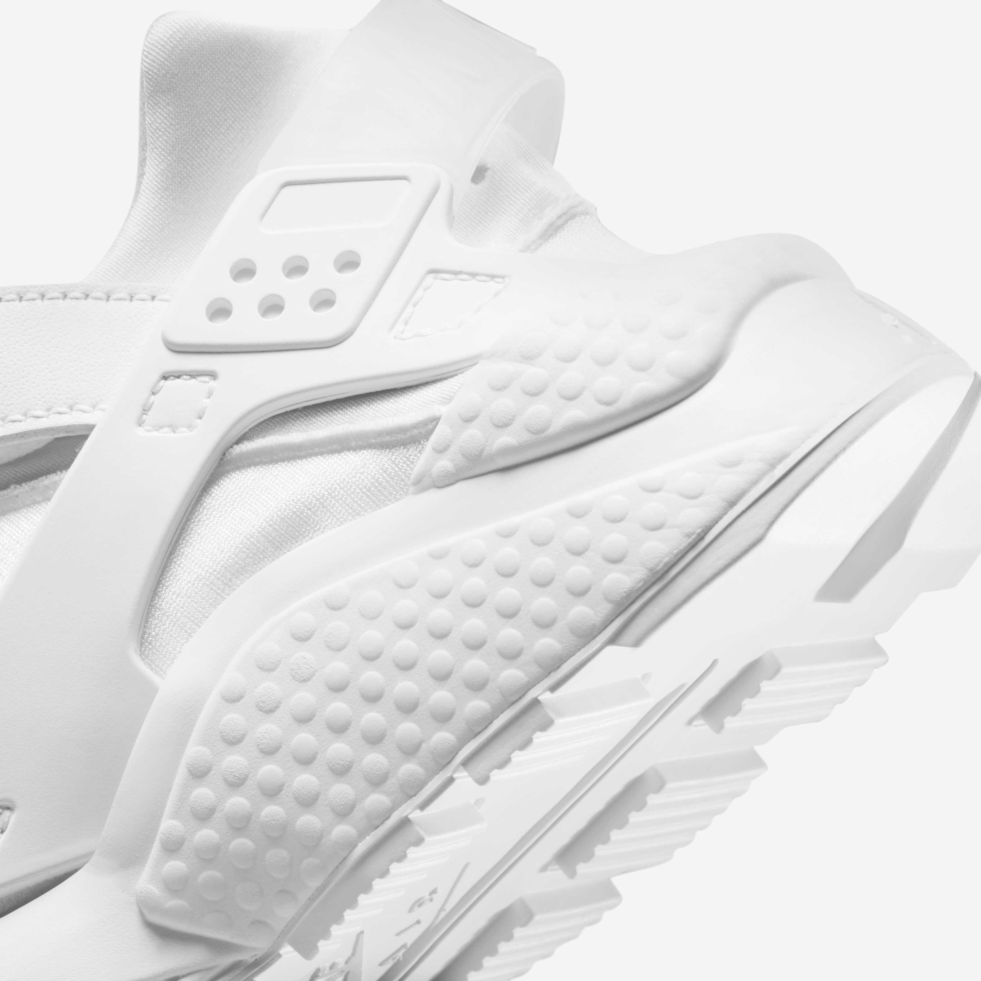 Nike Air Huarache image number 8