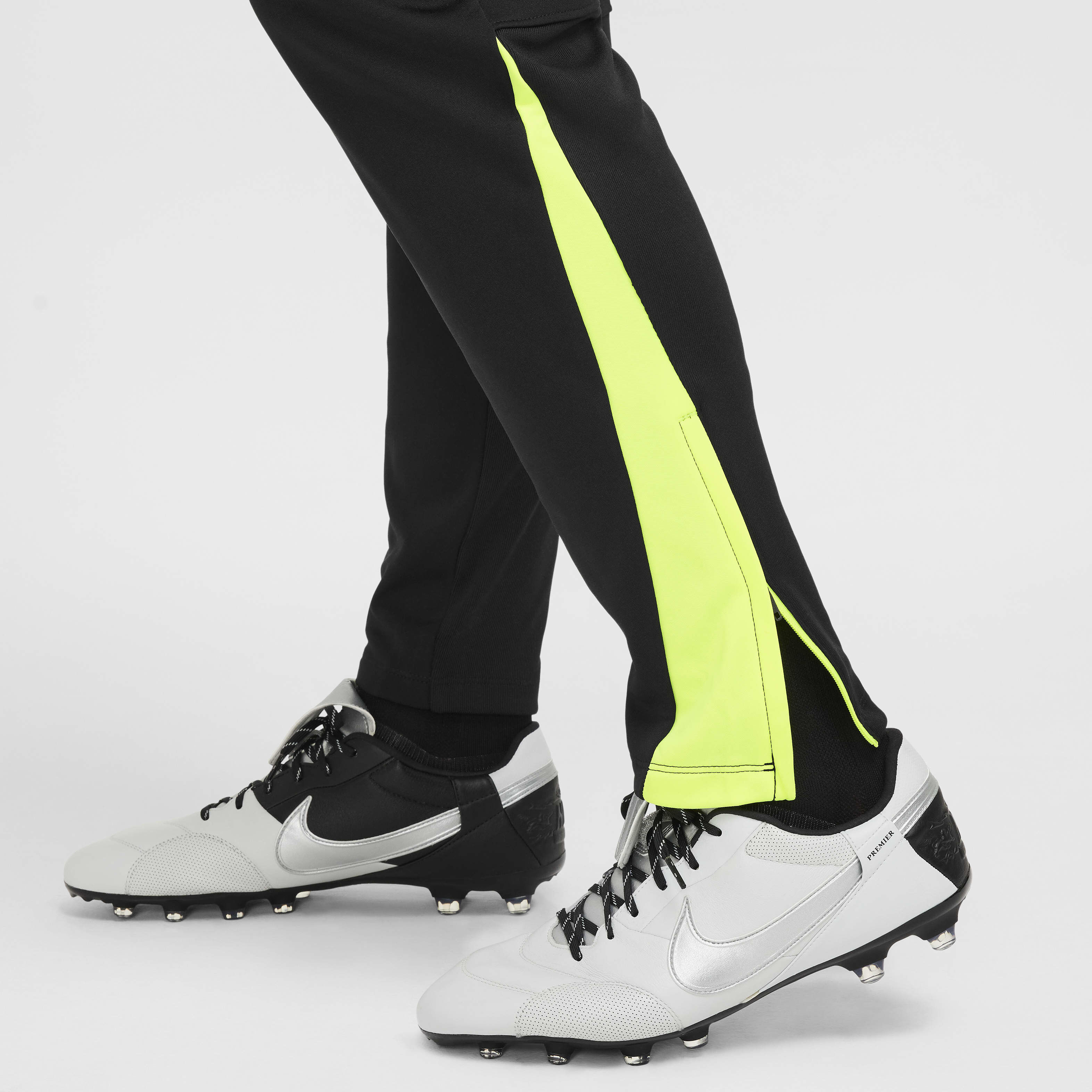 نايكي أكاديمي وينتر وورير image number 4