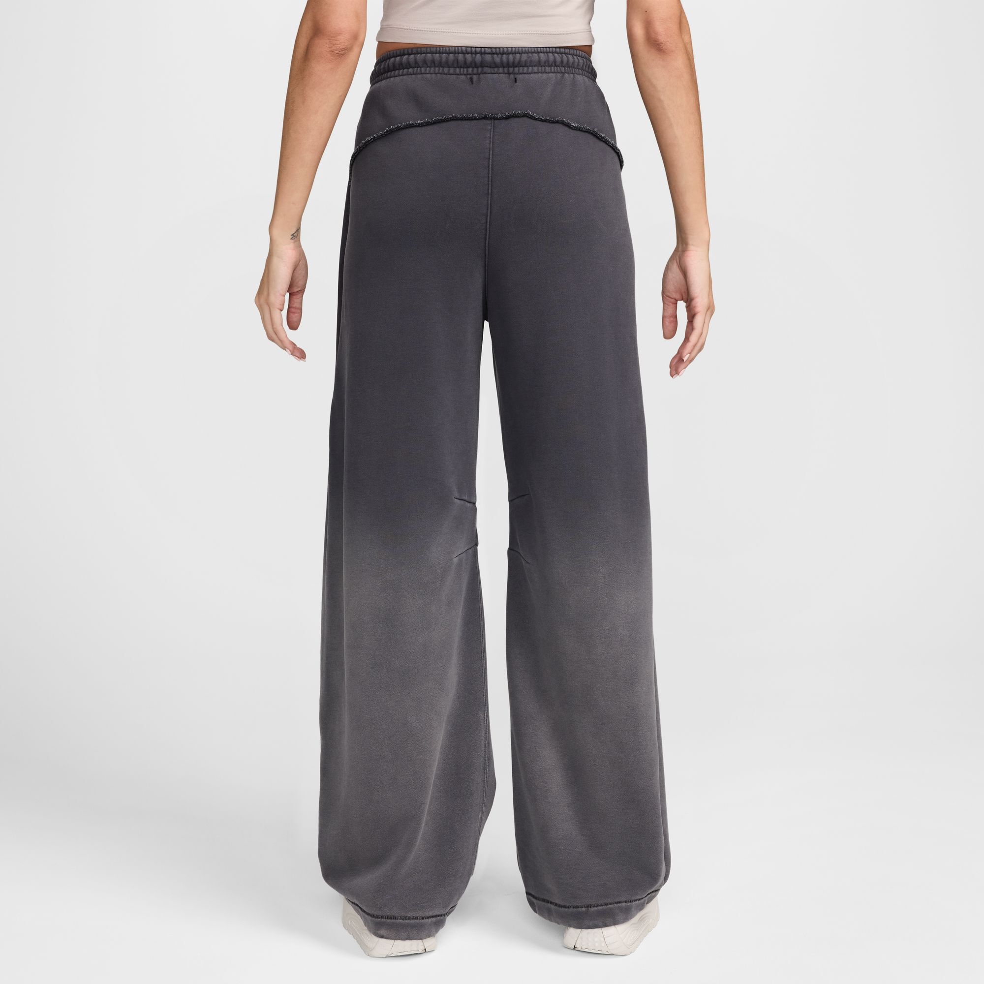 Nike Energy image number 1