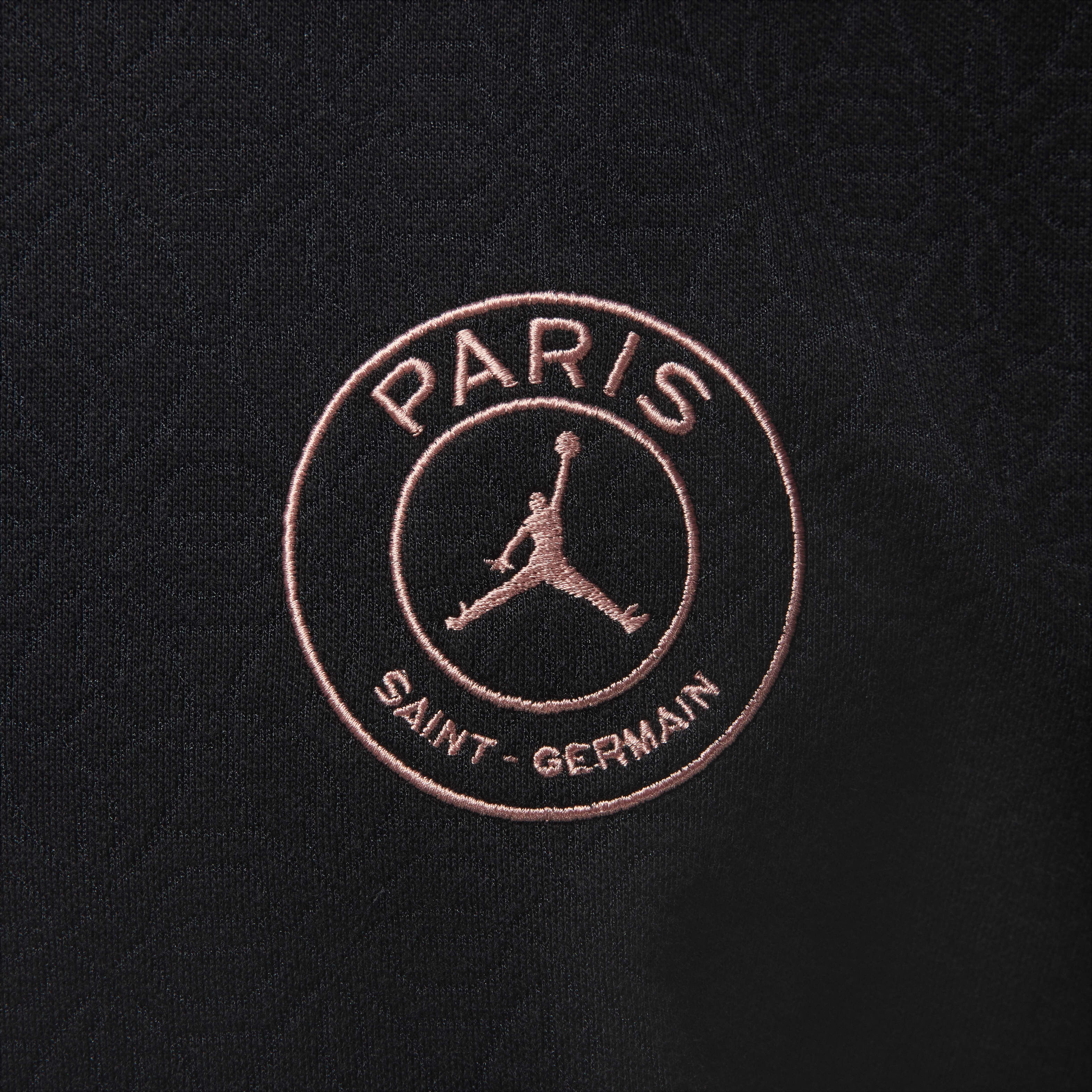 Paris Saint-Germain image number 3