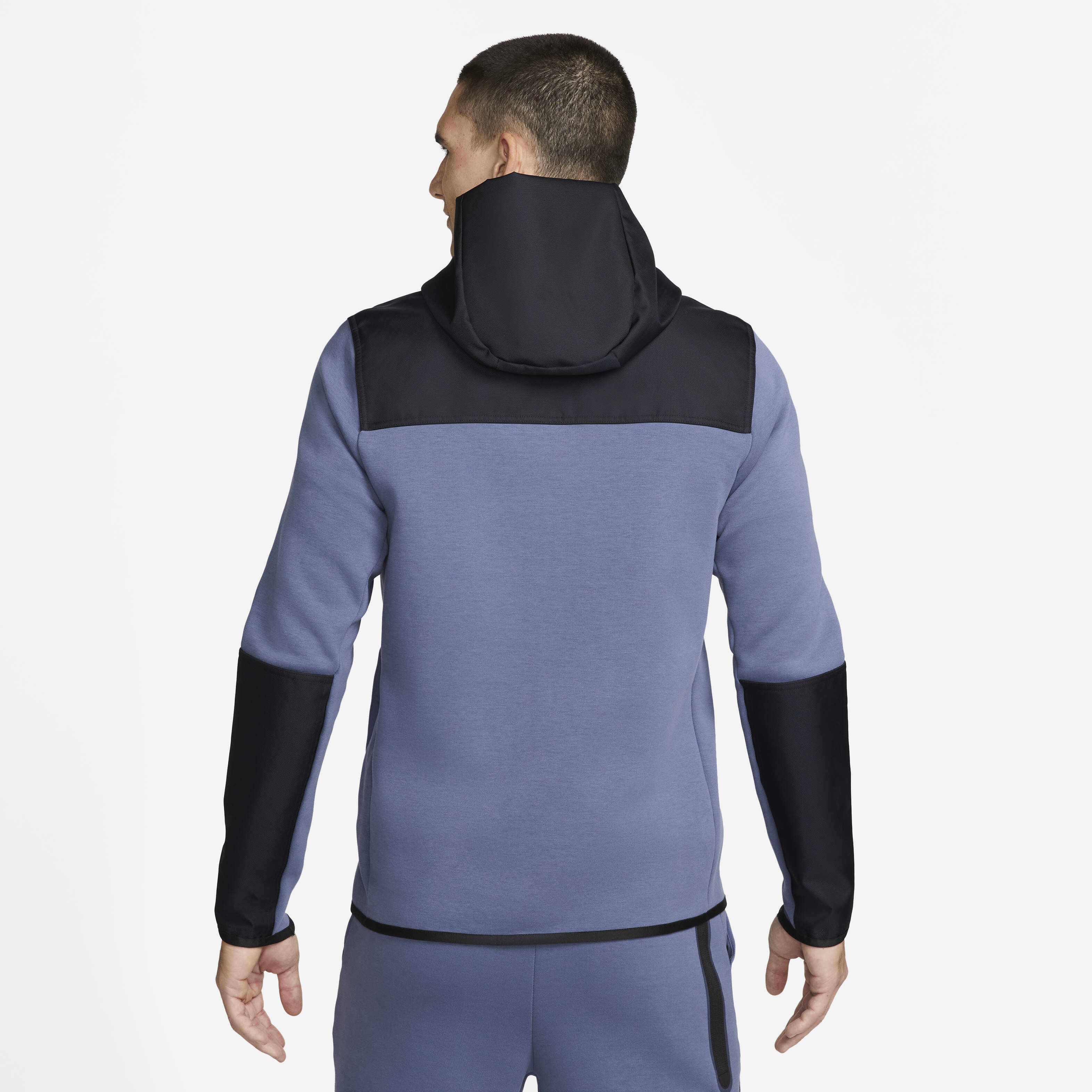 Nike Sportswear Tech Fleece image number 1