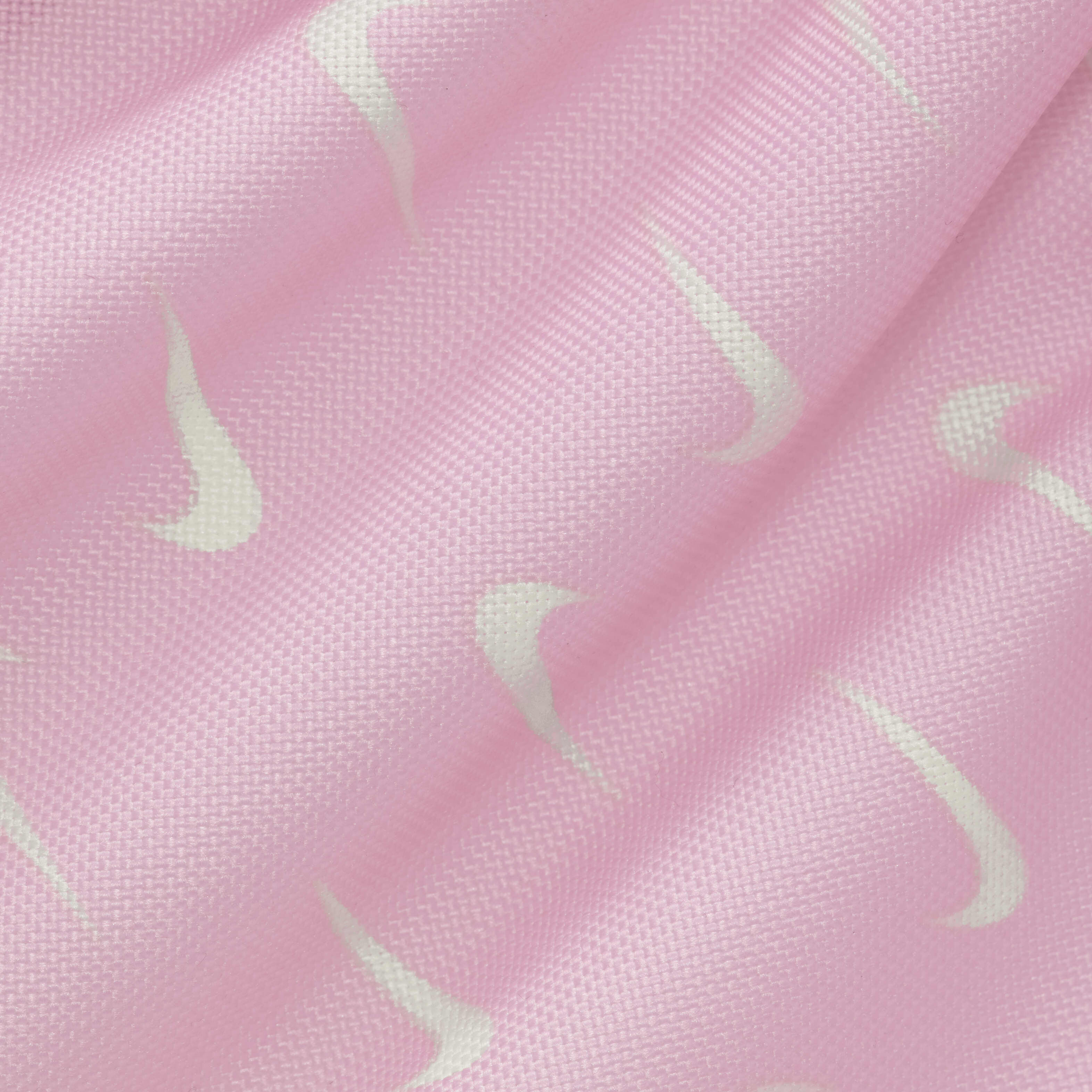 نايكي هيرتج image number 7