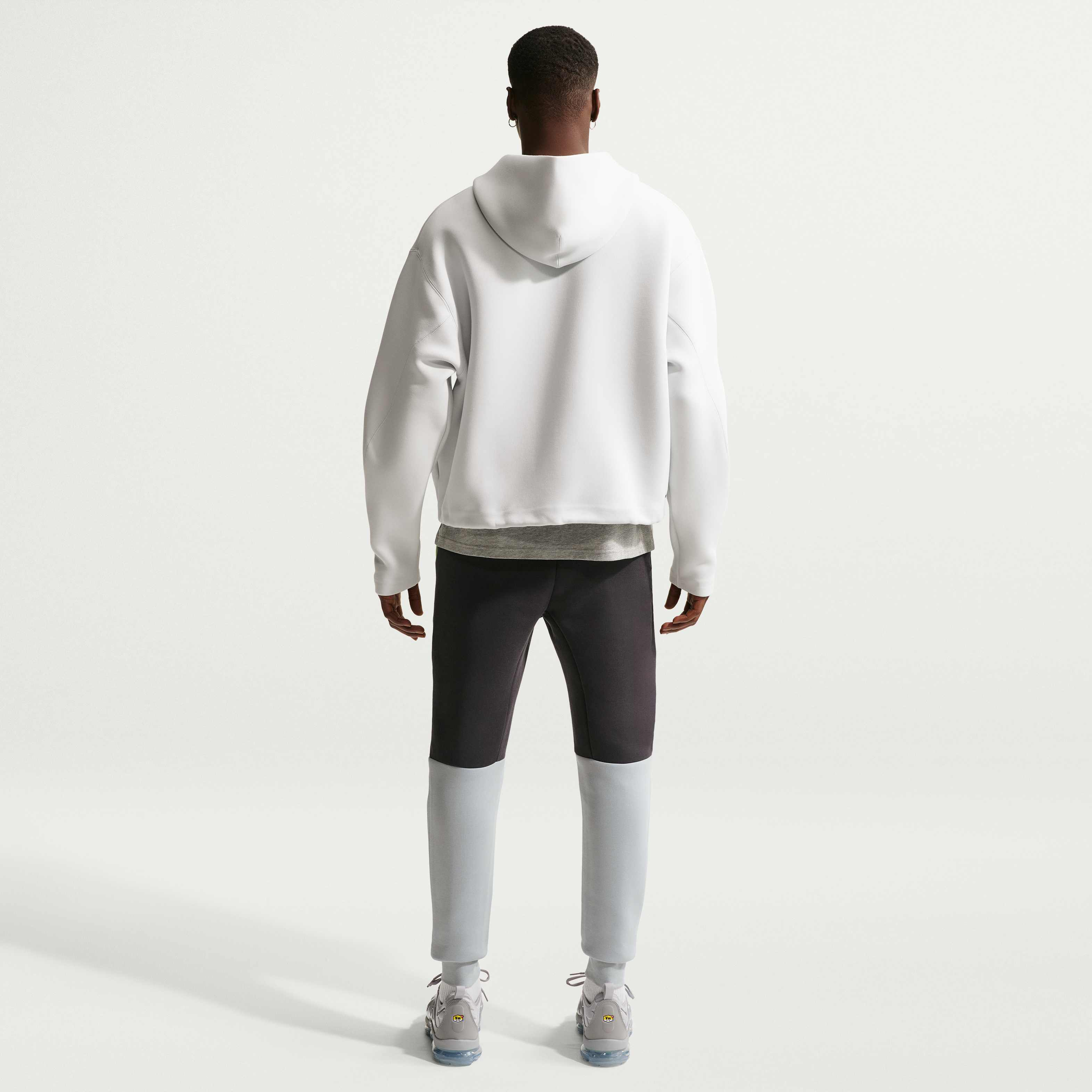 Nike Tech image number 4