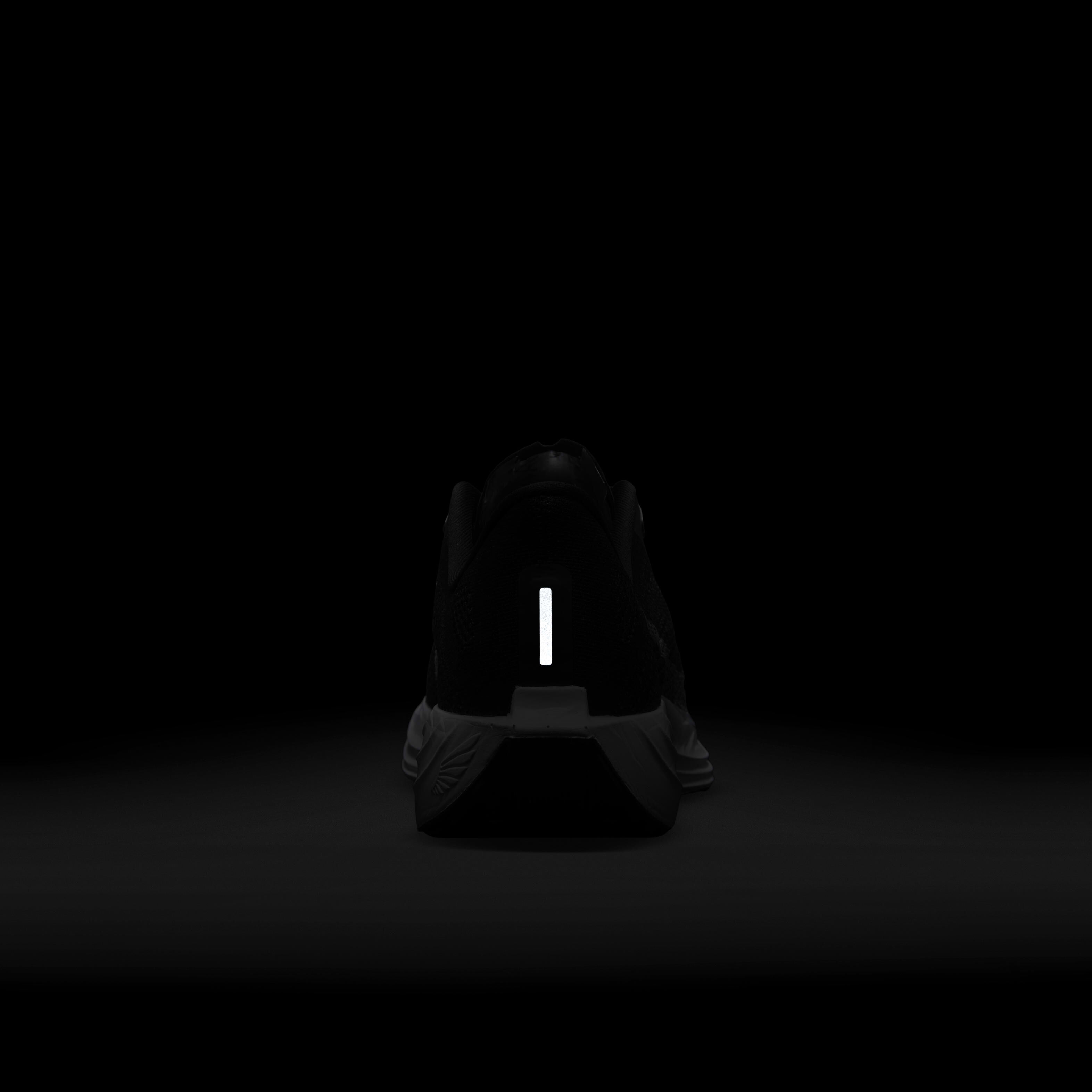 Nike Pegasus Plus image number 9