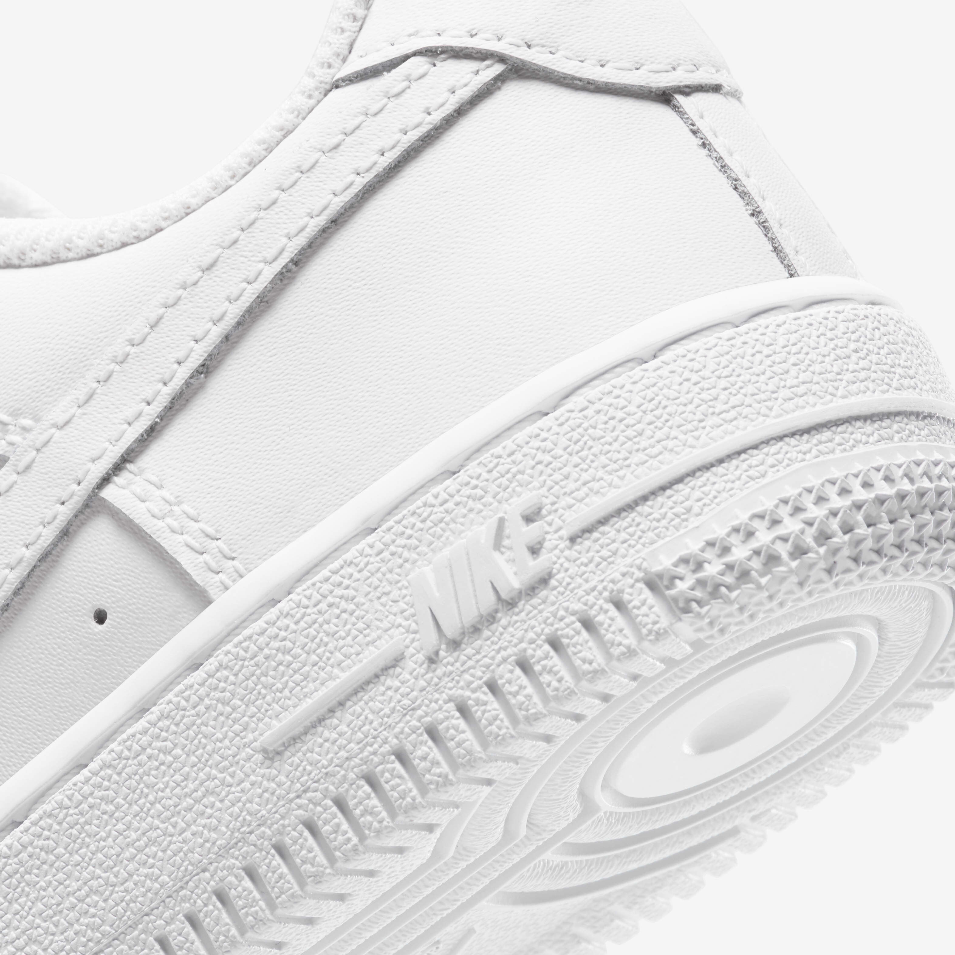 Nike Force 1 LE image number 7