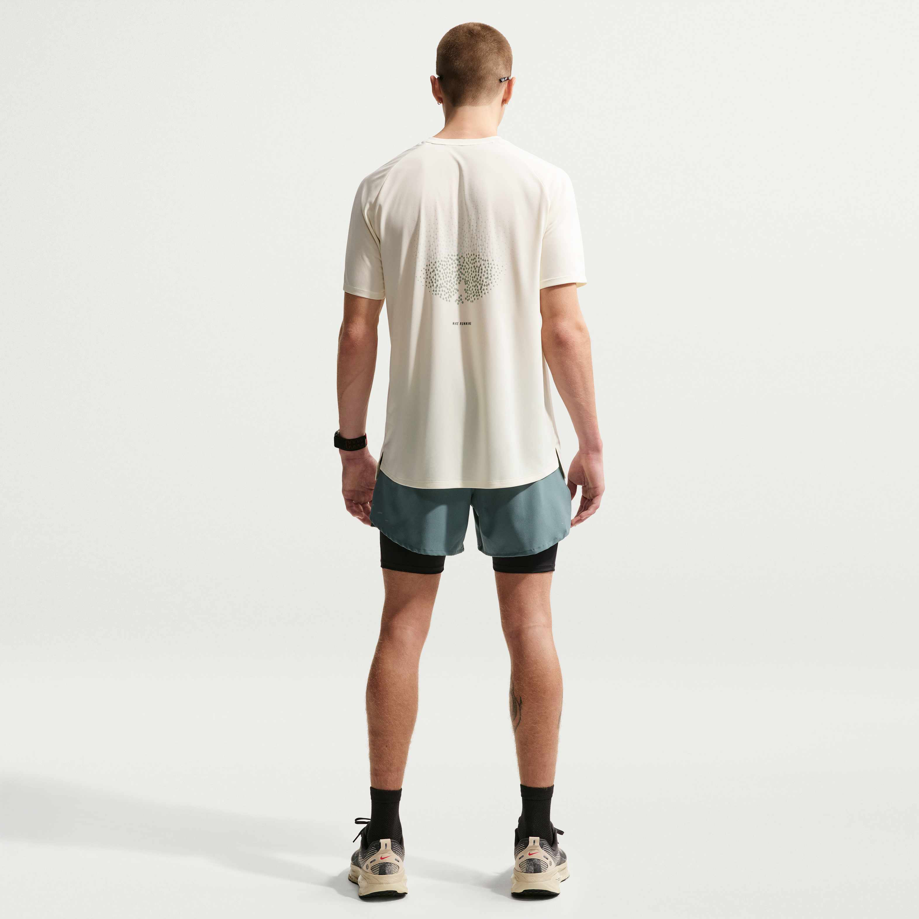 Nike Stride image number 4