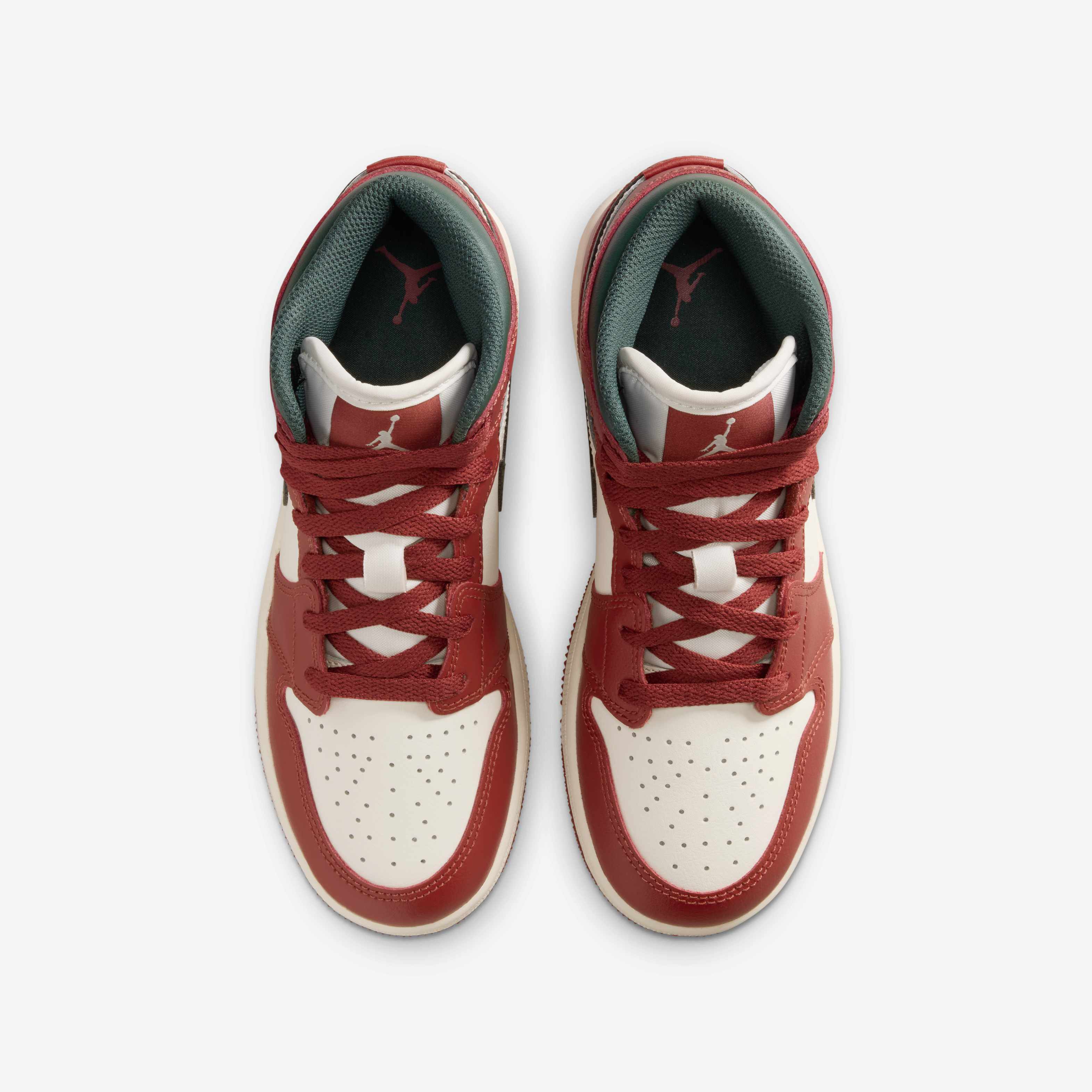 Air Jordan 1 Mid image number 3