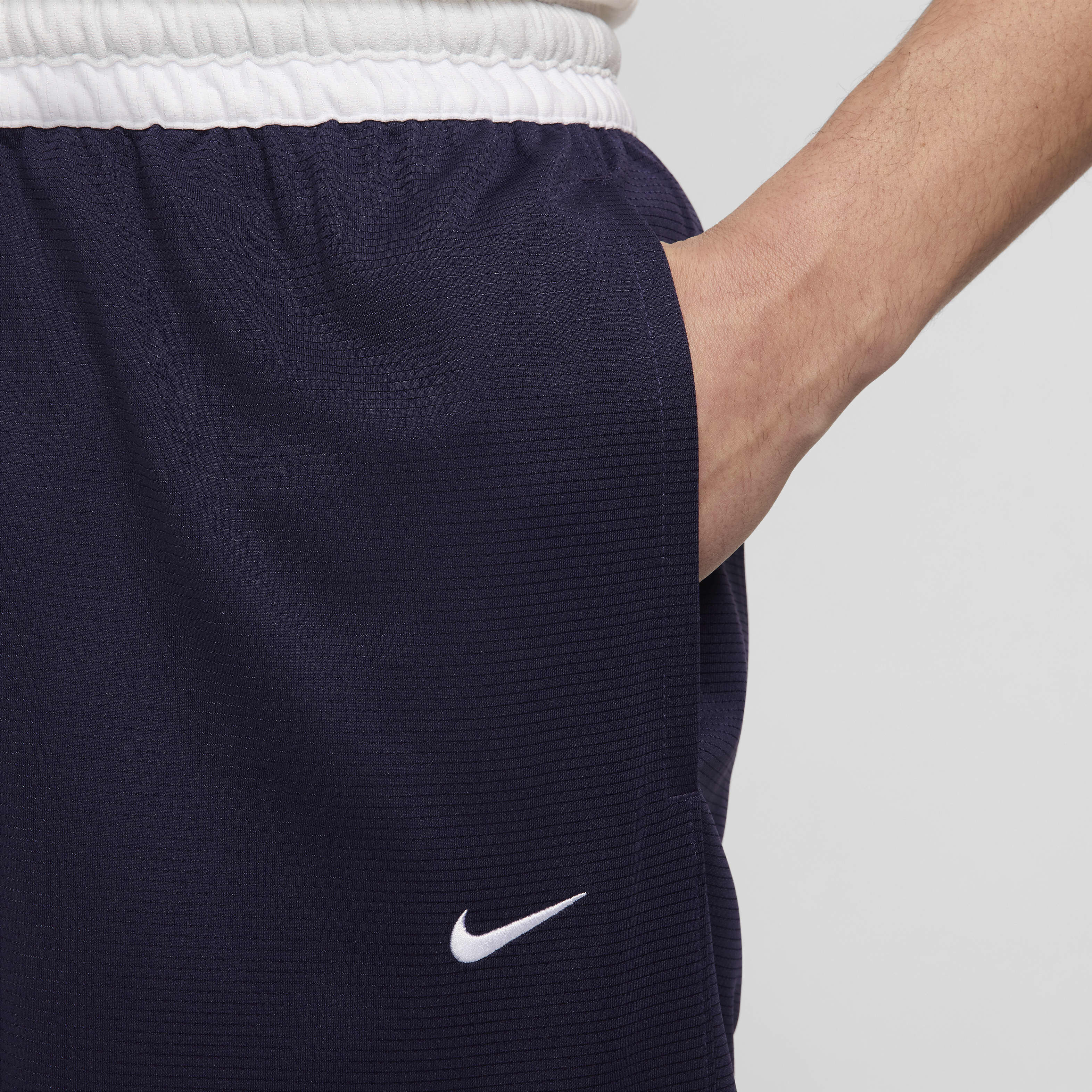 نايكي دراي-فِت دي ان ايه image number 3