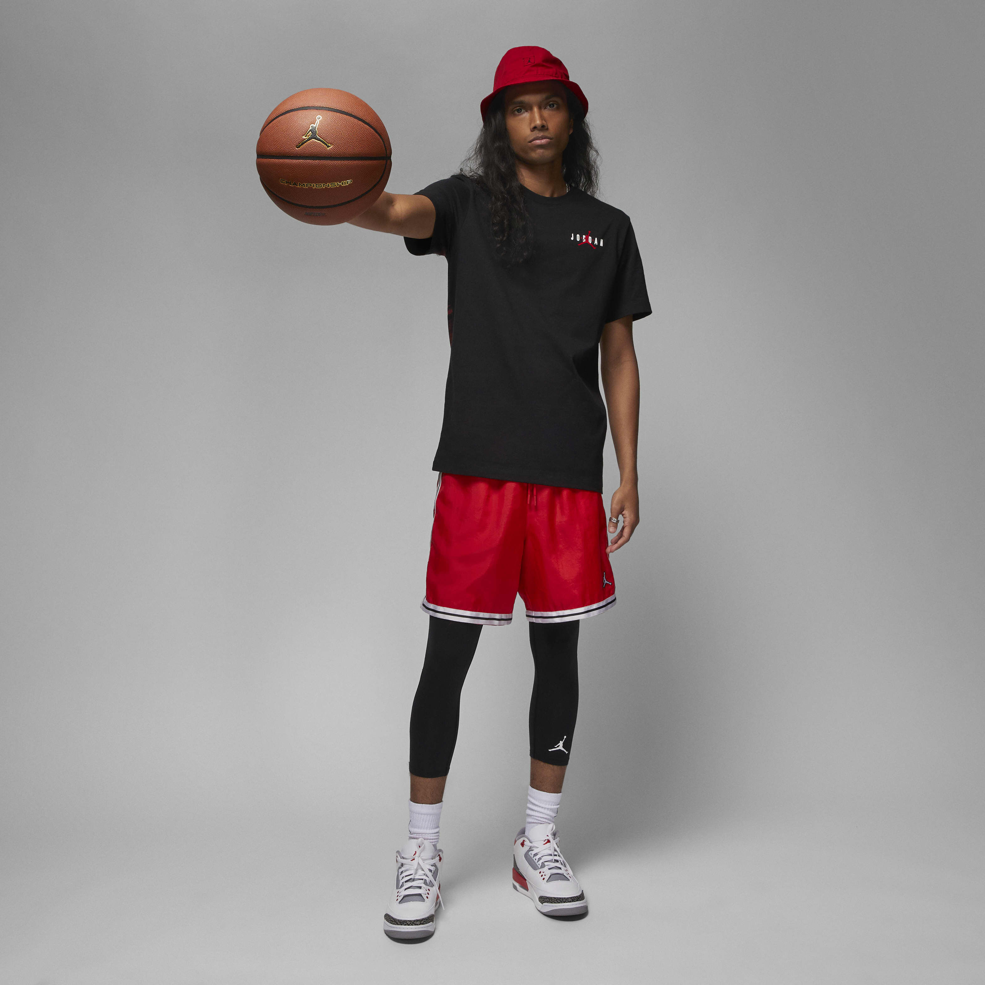 Jordan Essentials image number 3