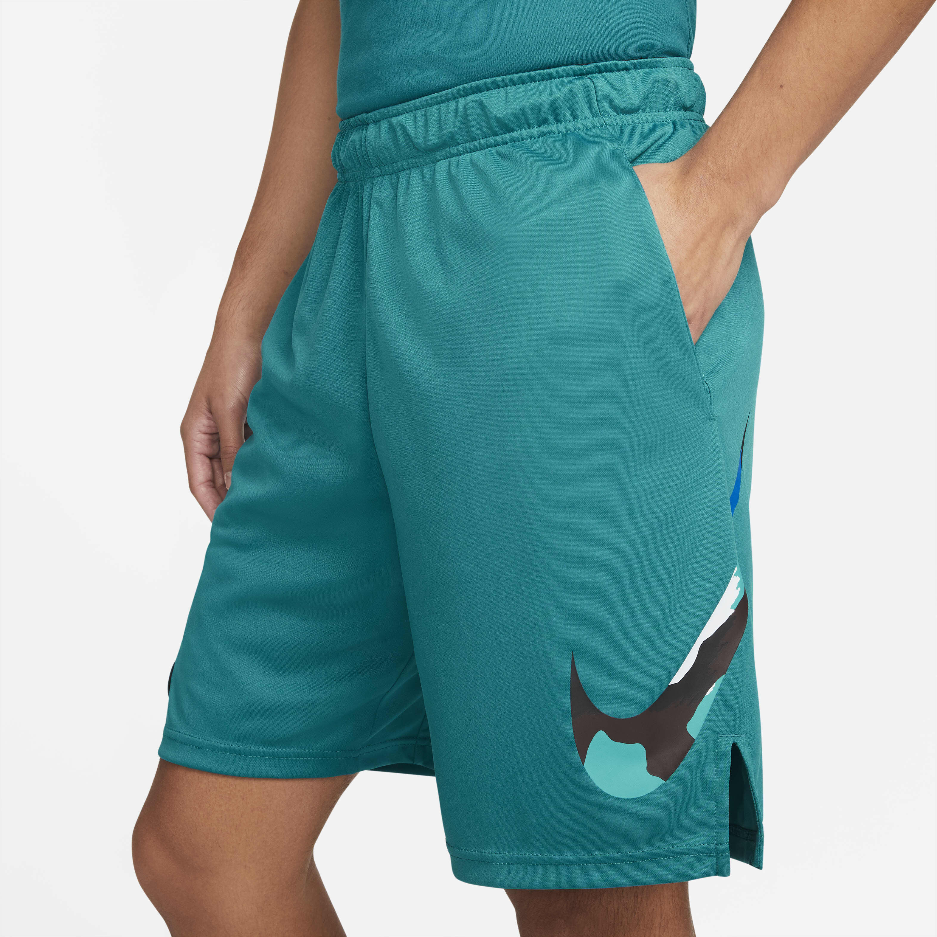 Nike Sport Clash image number 3