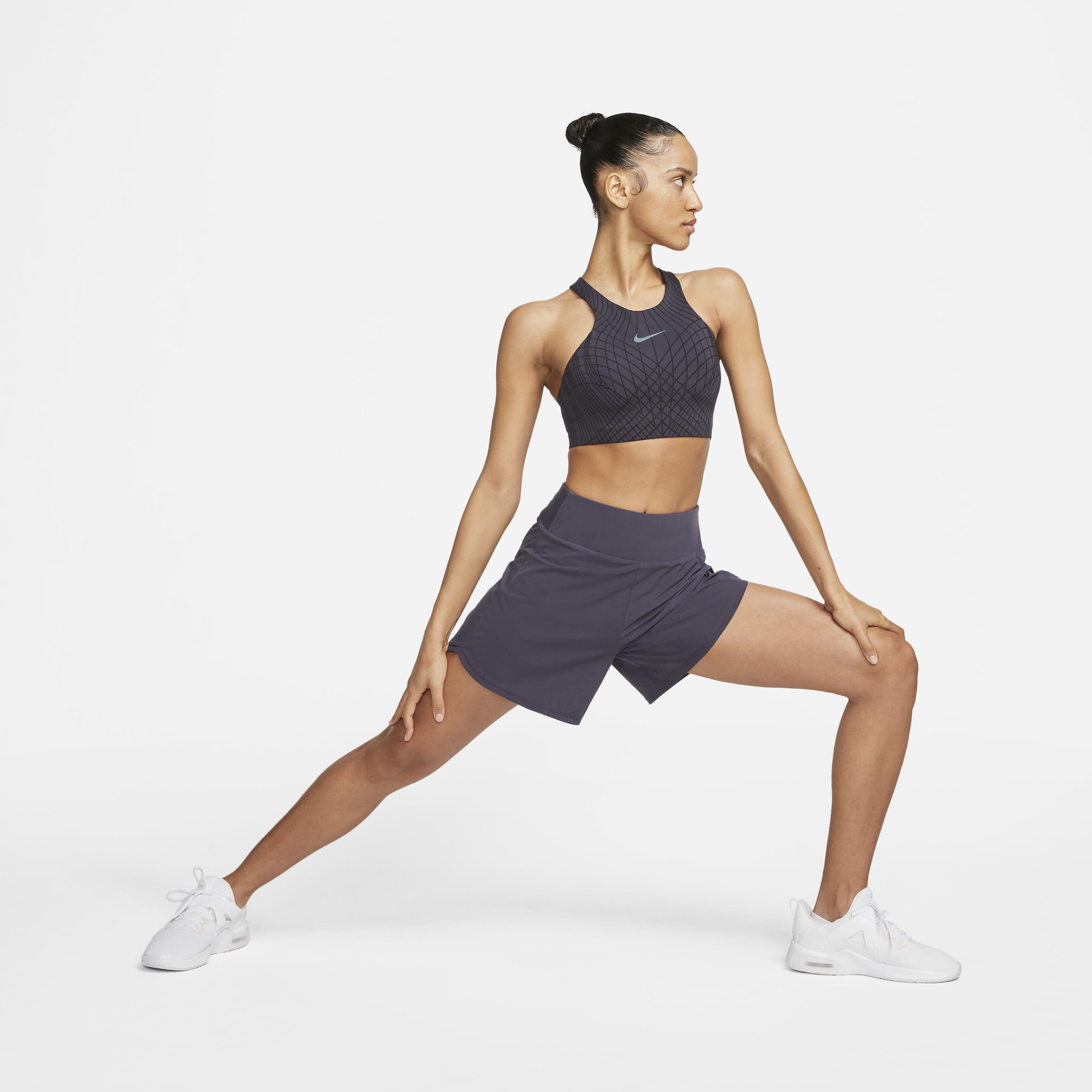 نايكي سووش فينكس image number 5