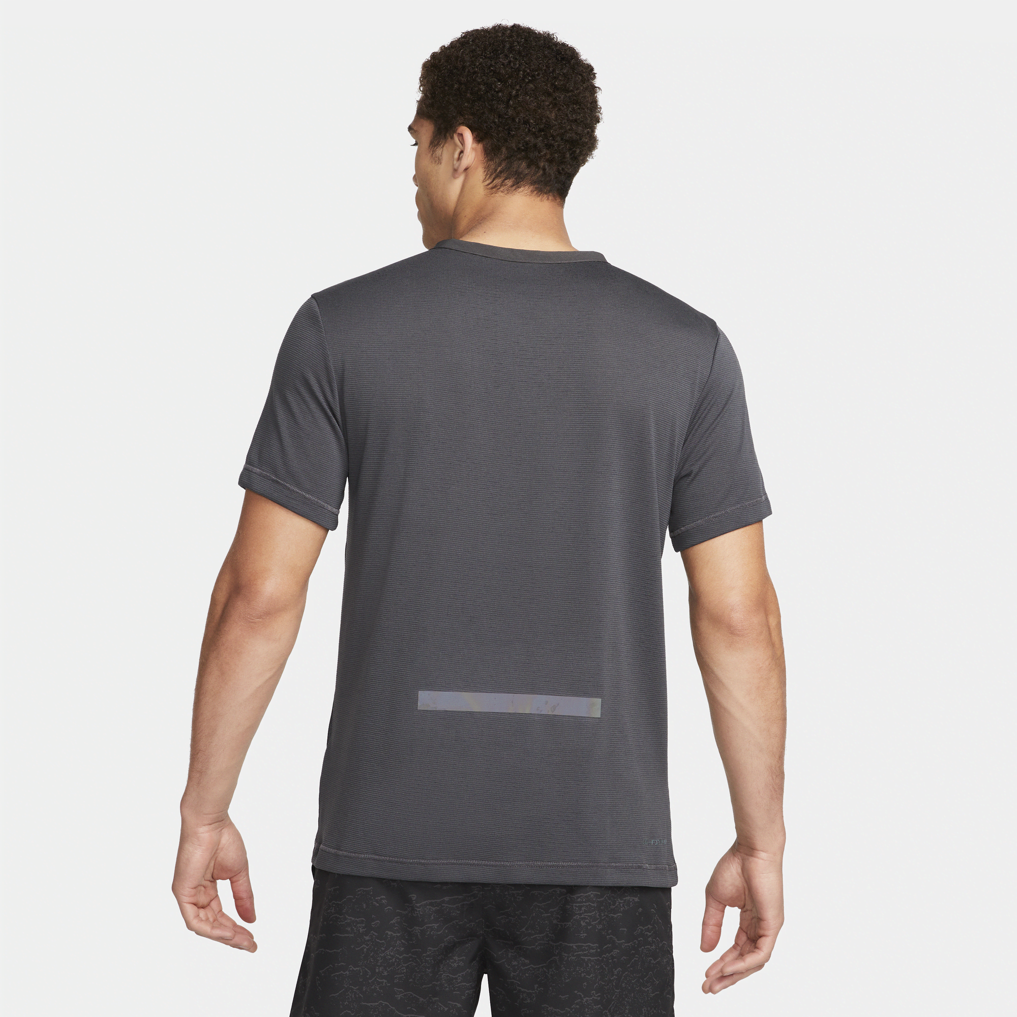 Mens nike running deals tops