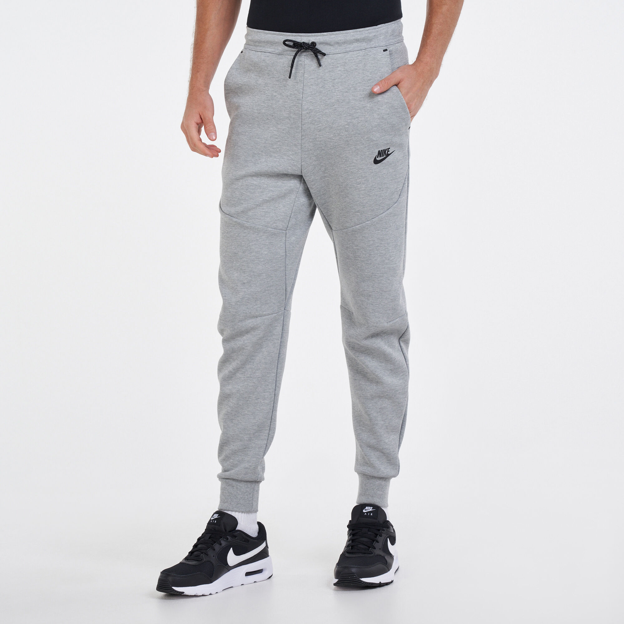 nike tech fleece graphic joggers