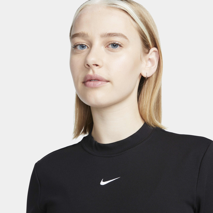 Nike Sportswear Essential image number 2 Nike Sportswear Essential image number 2