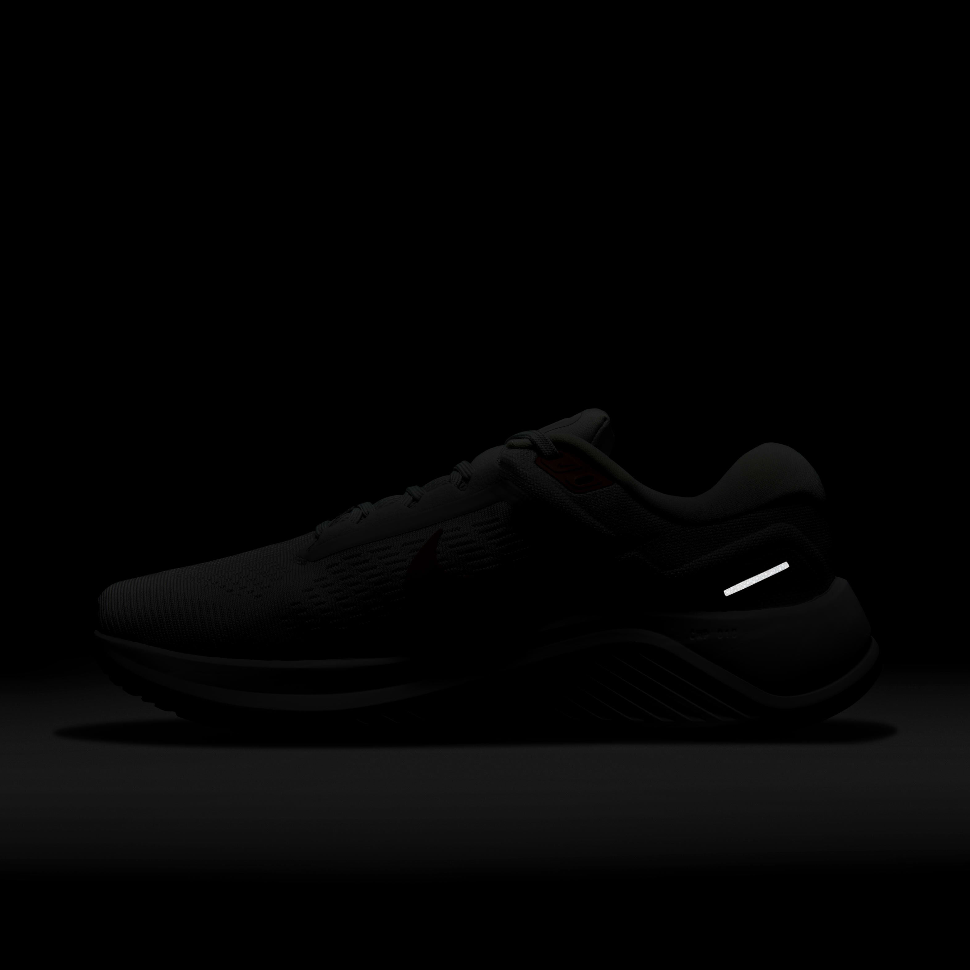 Nike Structure 24 image number 10