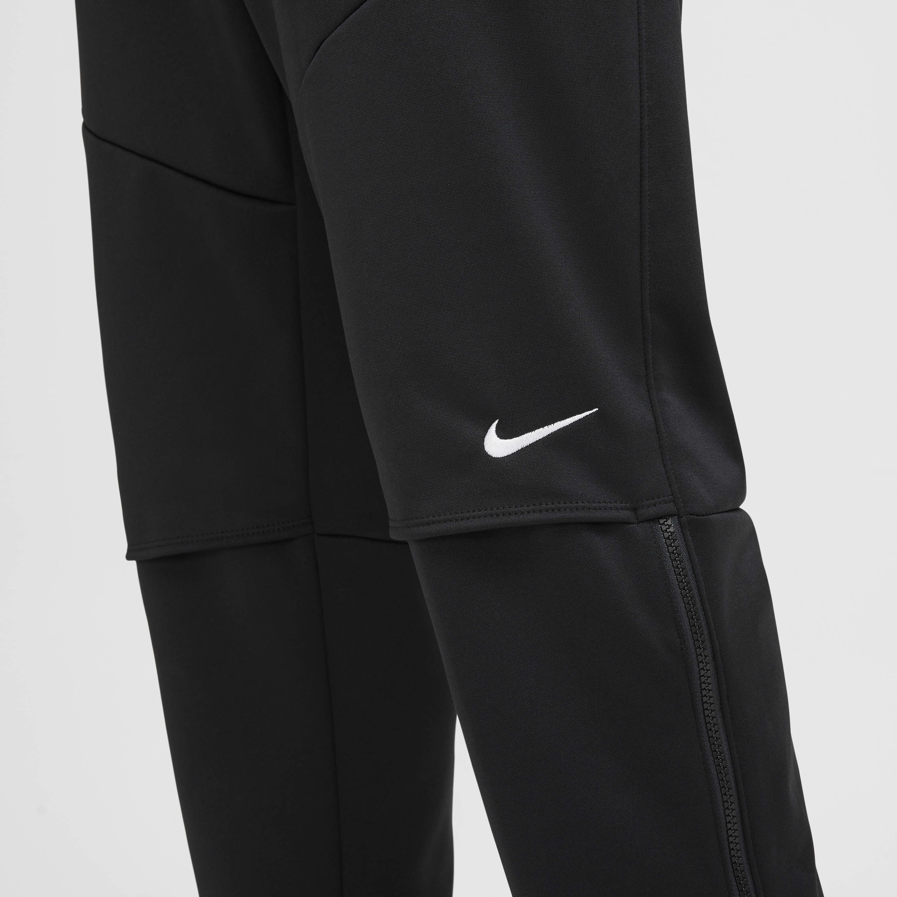 Loose fit golf trousers hot sale