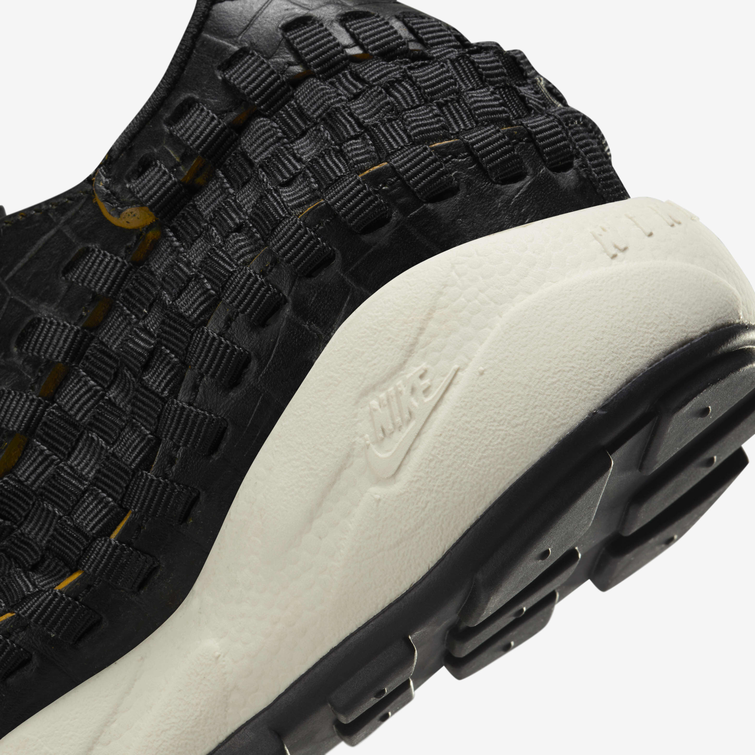 Nike Air Footscape Woven Premium image number 7