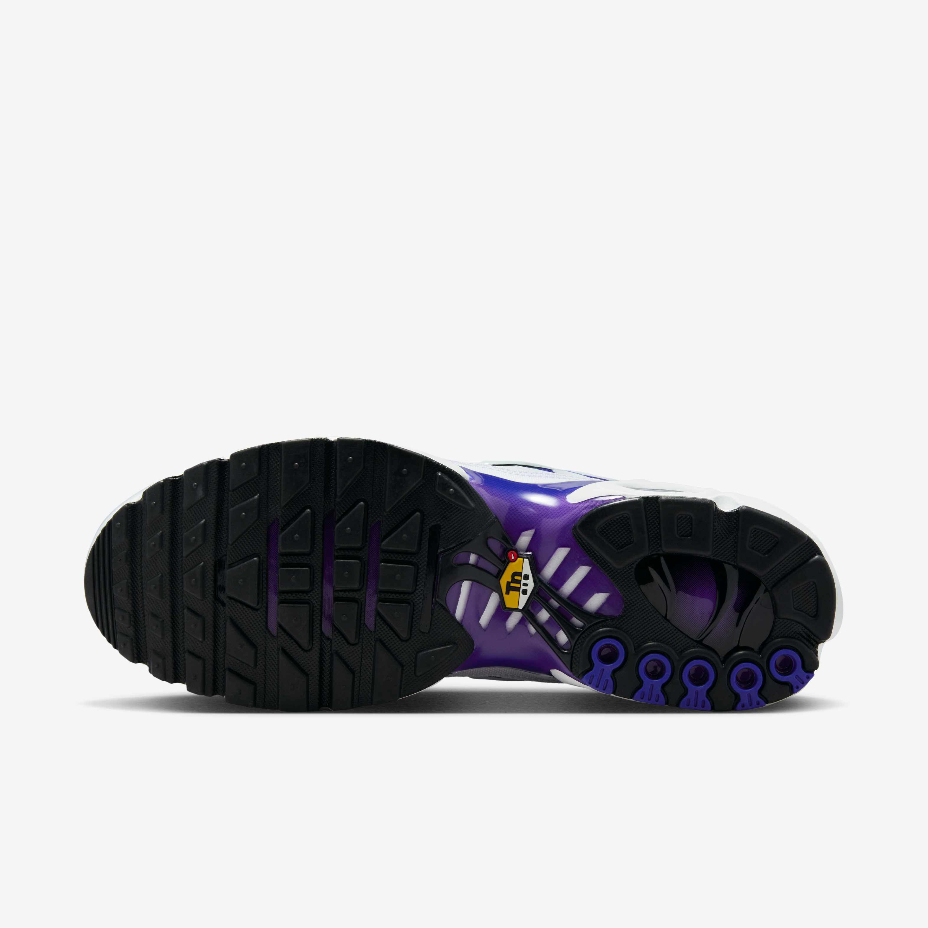 Nike Air Max Plus image number 1