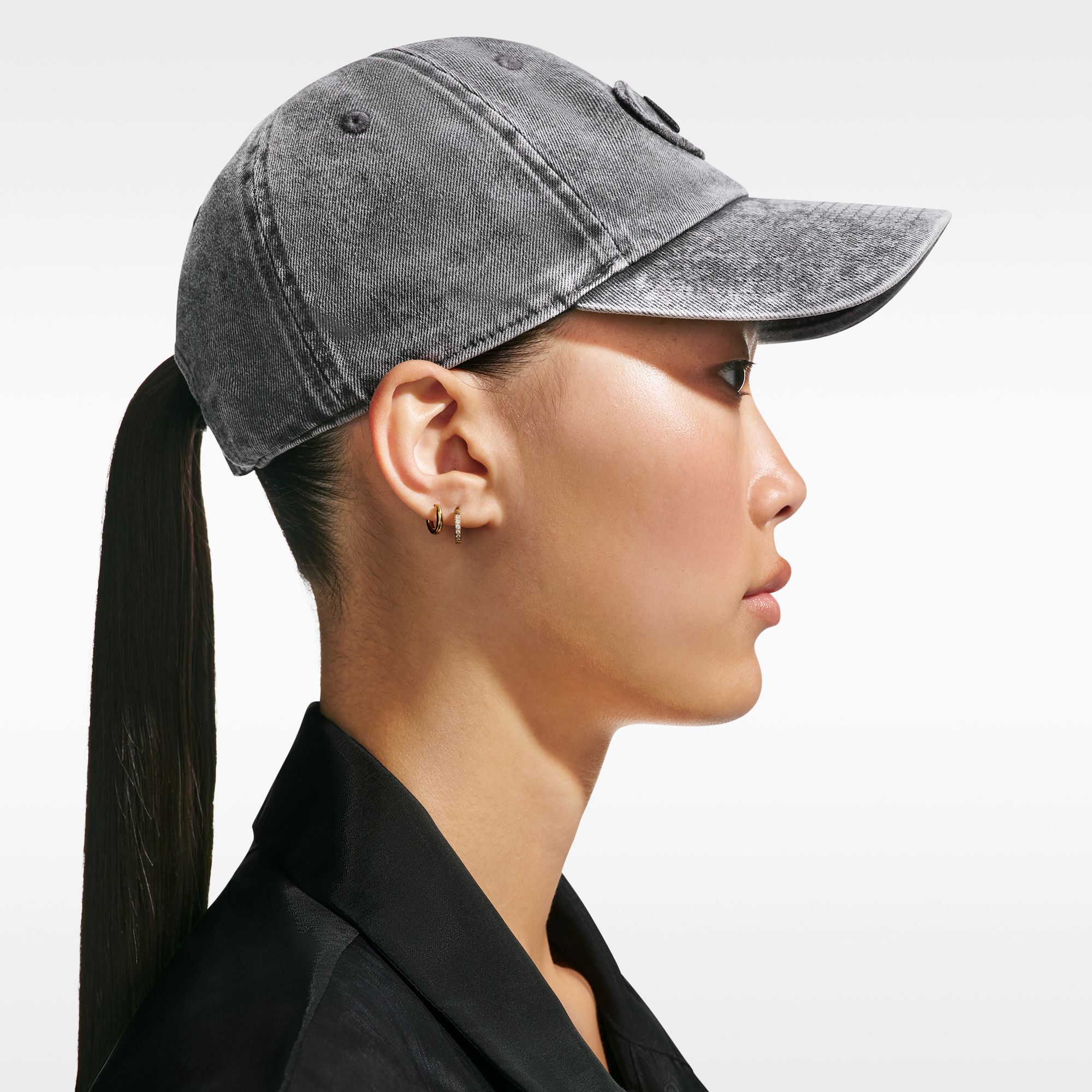Nike Club image number 4